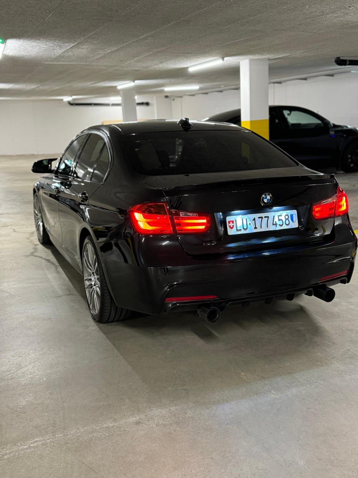 BMW ActiveHybrid 3 Steptronic-showroom-element-3