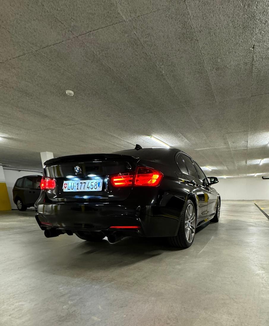 BMW ActiveHybrid 3 Steptronic-showroom-element-2