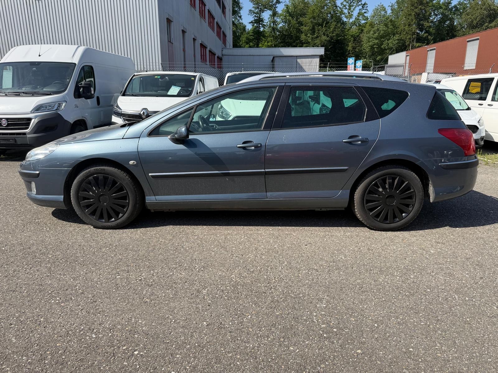 PEUGEOT 407 SW 2.2 Dynamic Edition Automatic-image-7
