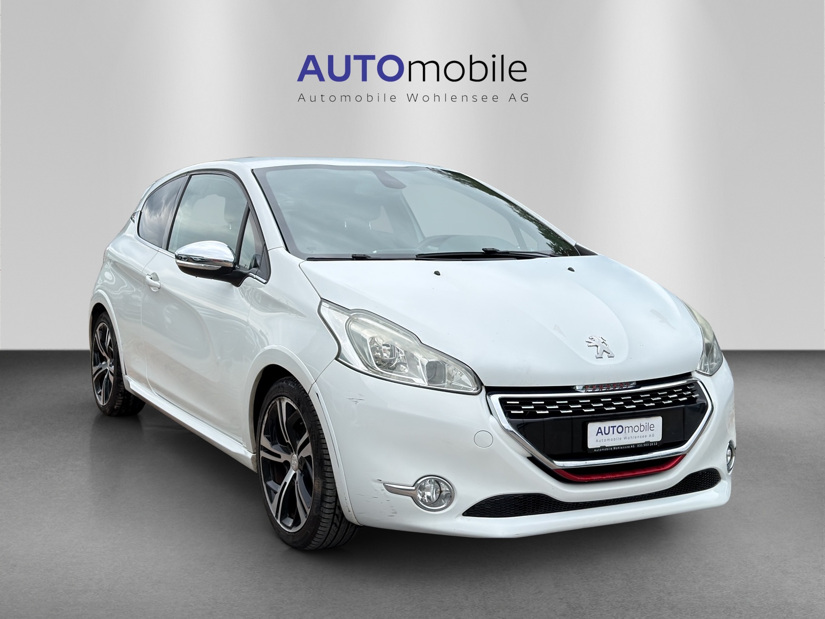 PEUGEOT 208 1.6 Turbo GTi-showroom-element-3