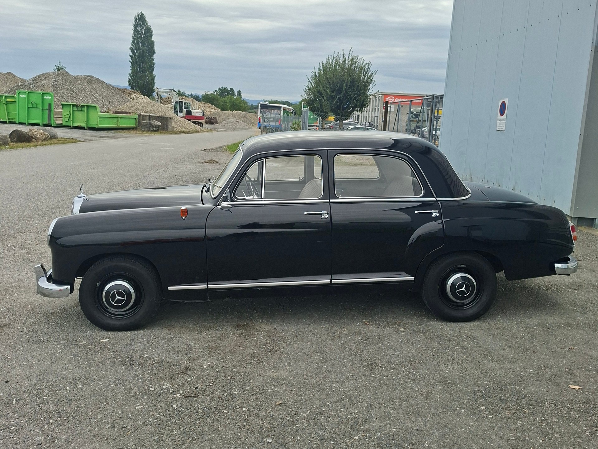MERCEDES-BENZ Ponton w121 Veteranenfahrzeug-showroom-element-1