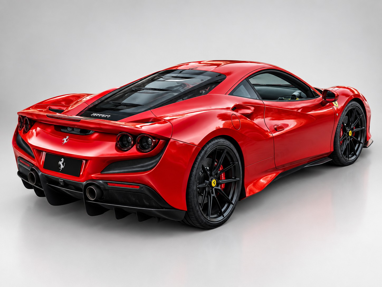 FERRARI F8 Tributo-showroom-element-1