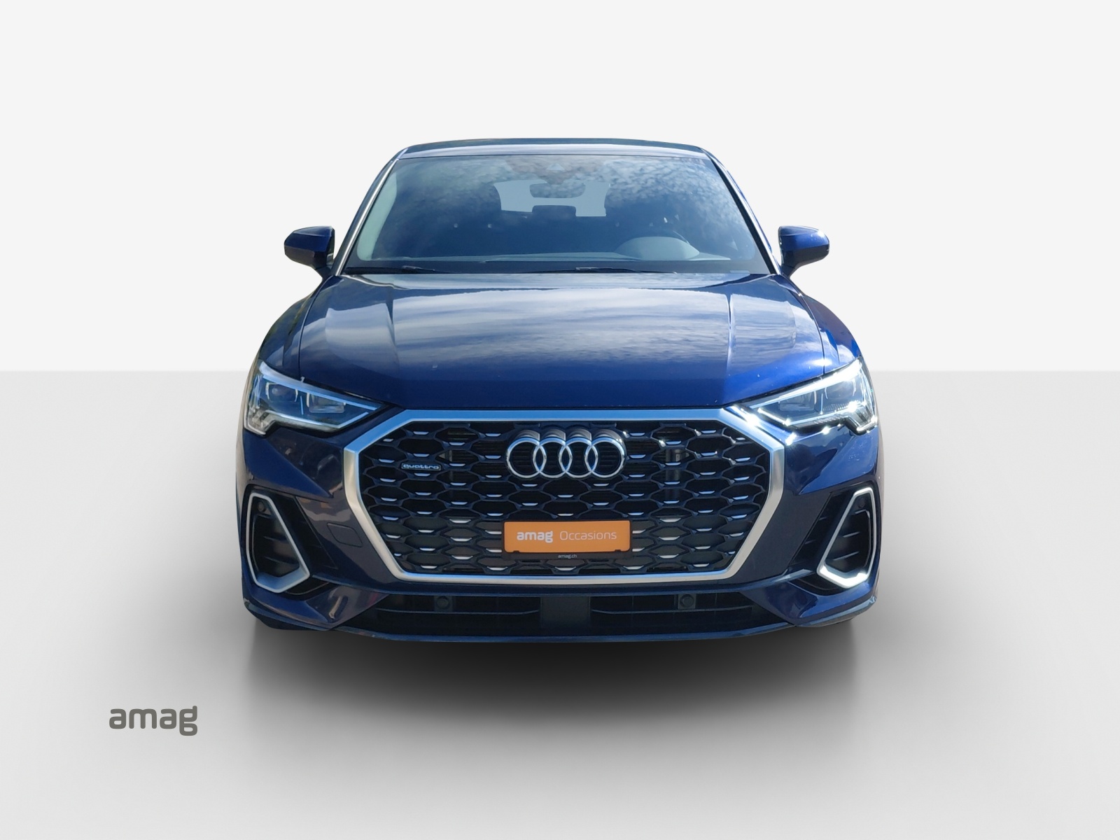 AUDI Q3 Sportback 45 TFSI S line quattro S-tronic-image-6