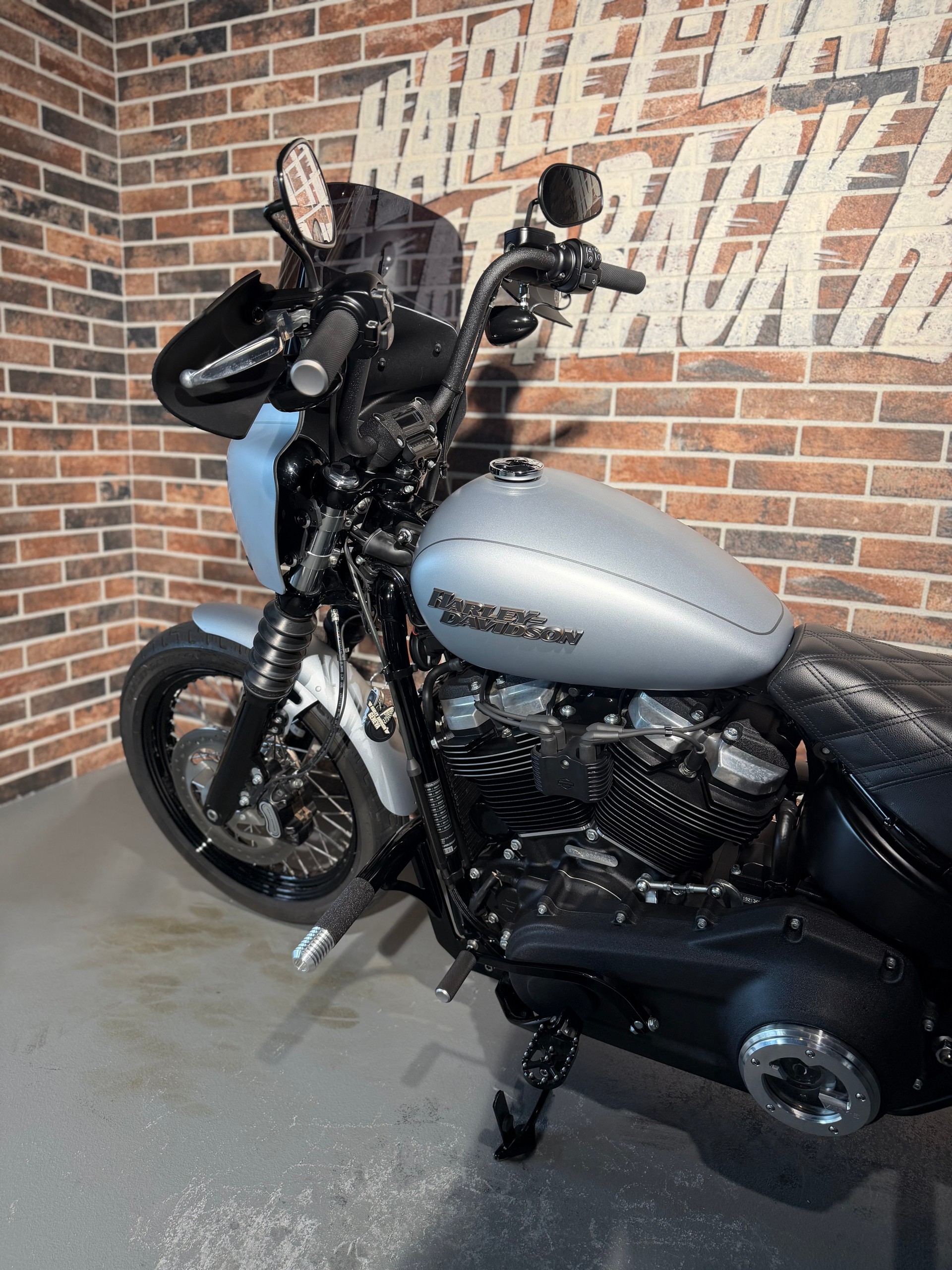 HARLEY-DAVIDSON FXBB Street Bob 107 ABS-image-2