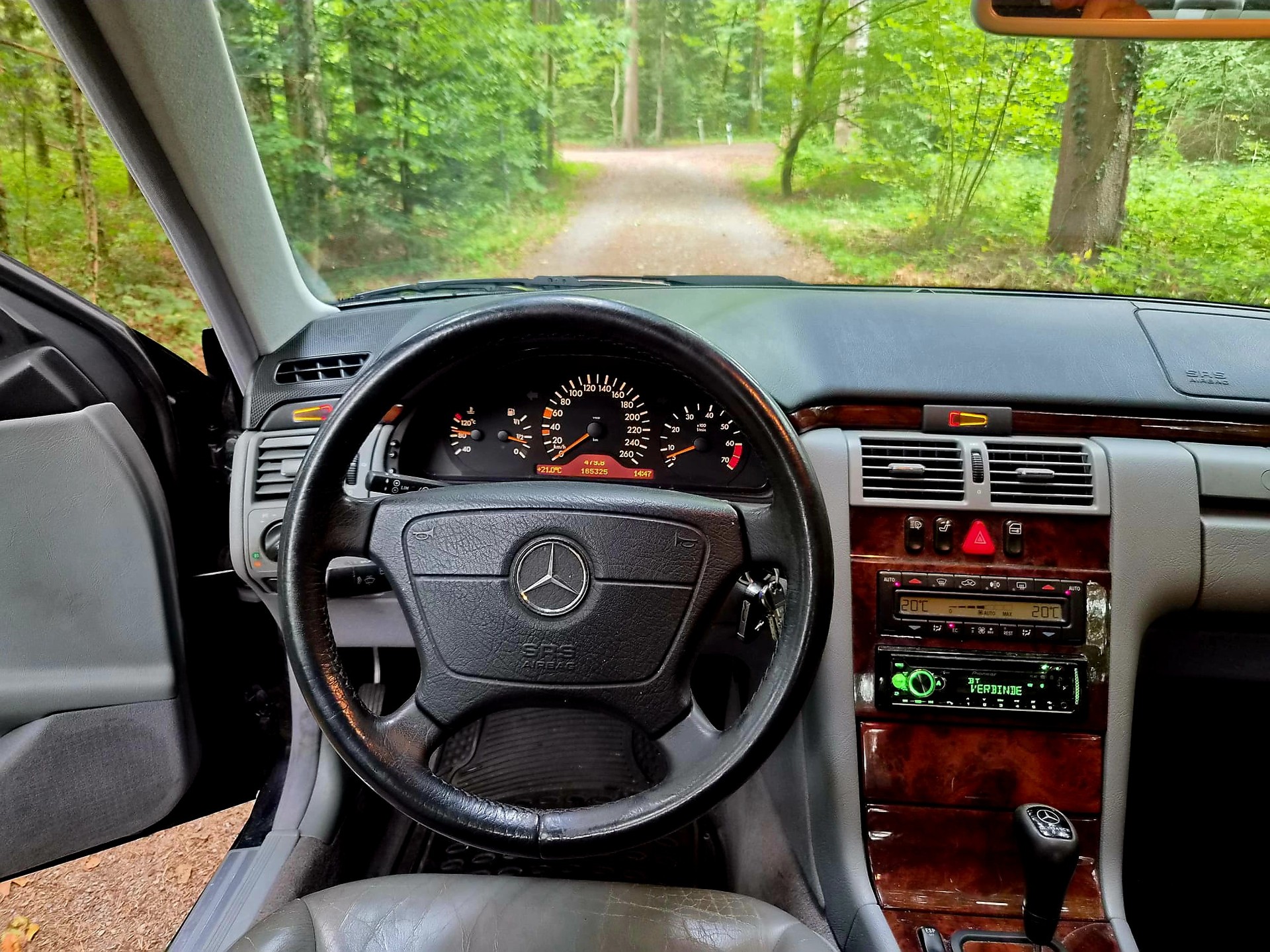 MERCEDES-BENZ E 430 Elégance Automatic-image-13
