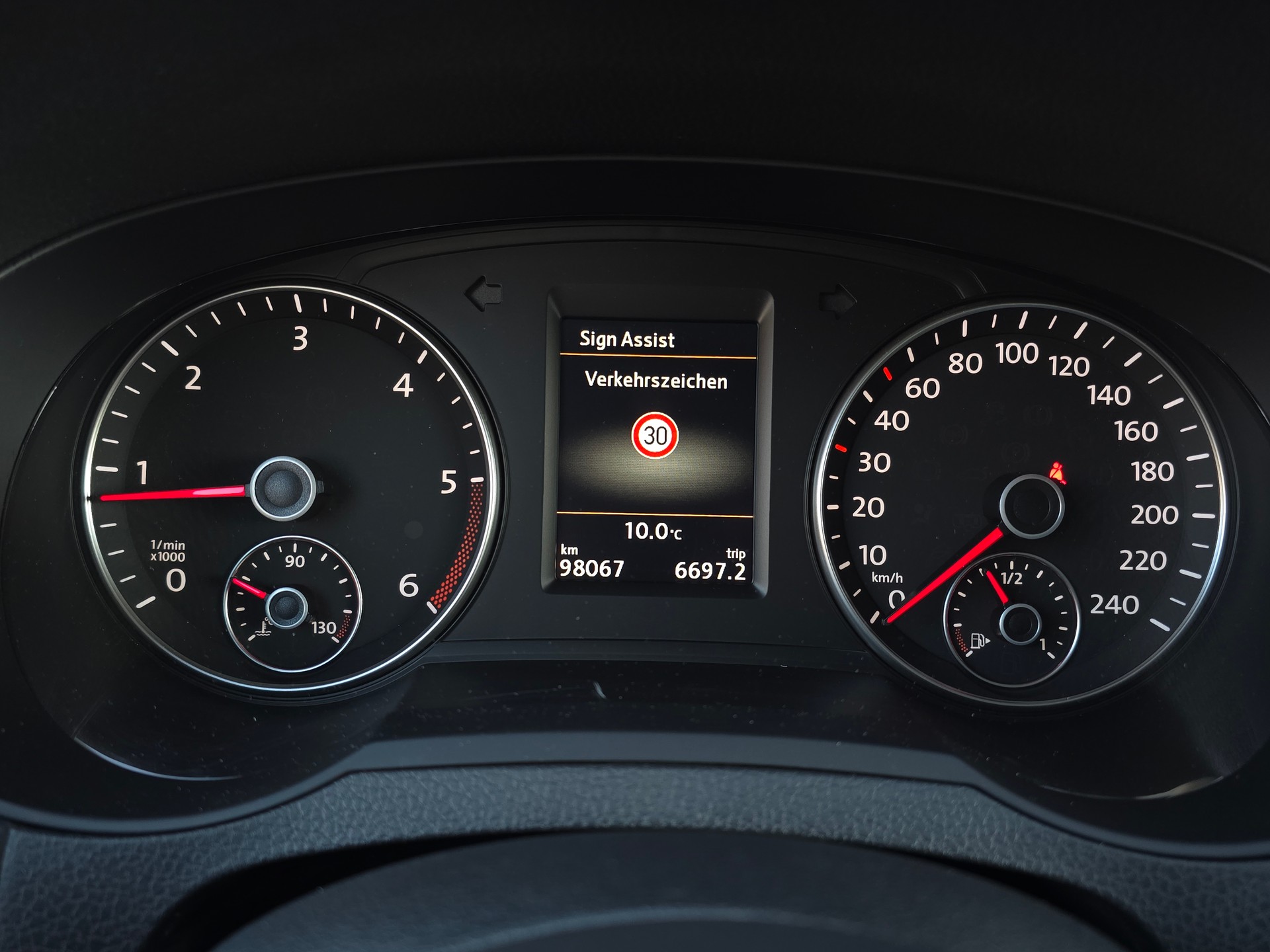 VW Sharan 2.0 TDI BMT Highline 4Motion DSG 7-Sitzer-image-17