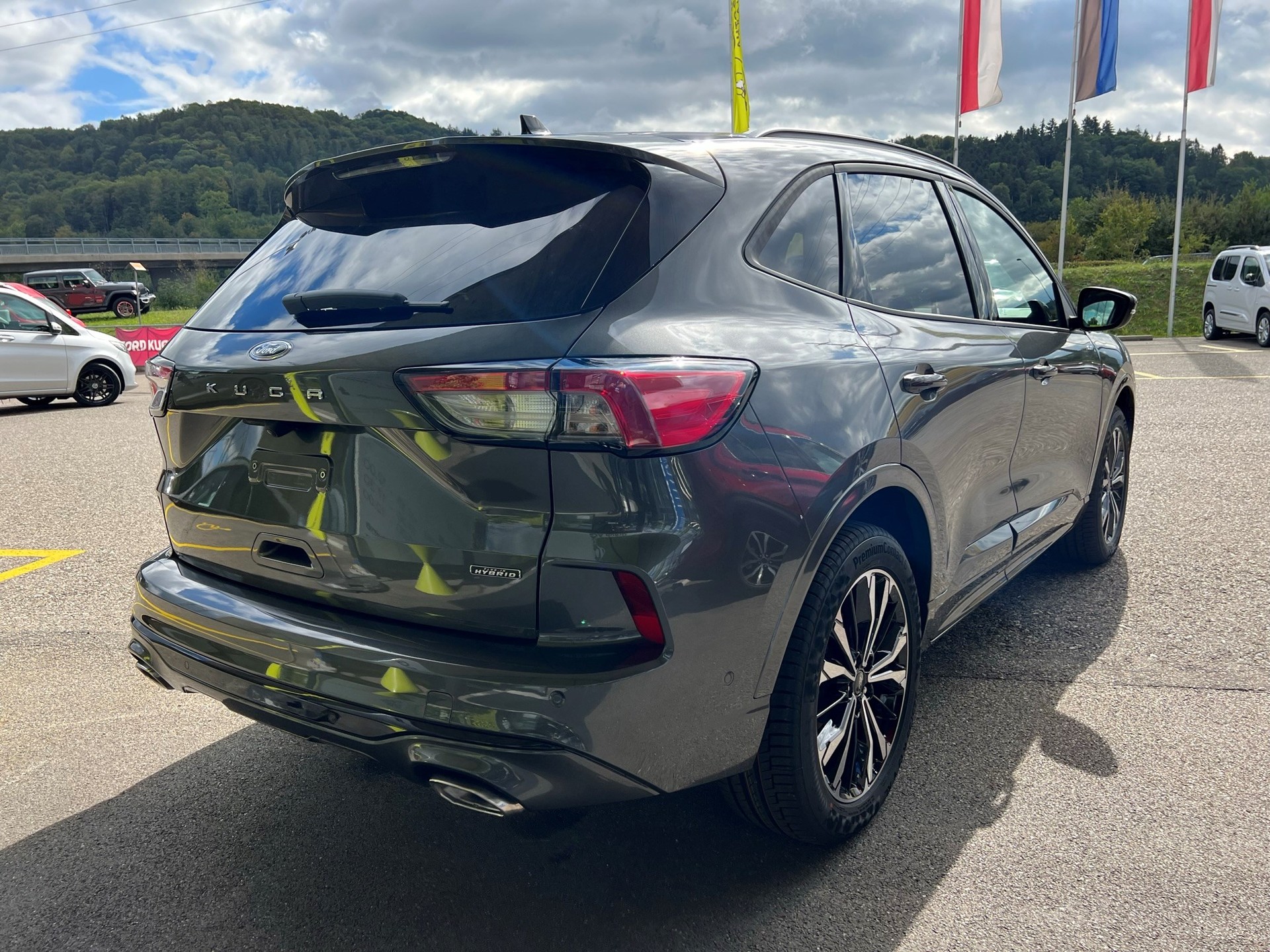 FORD Kuga 2.5 PHEV ST-Line X 2WD-image-4