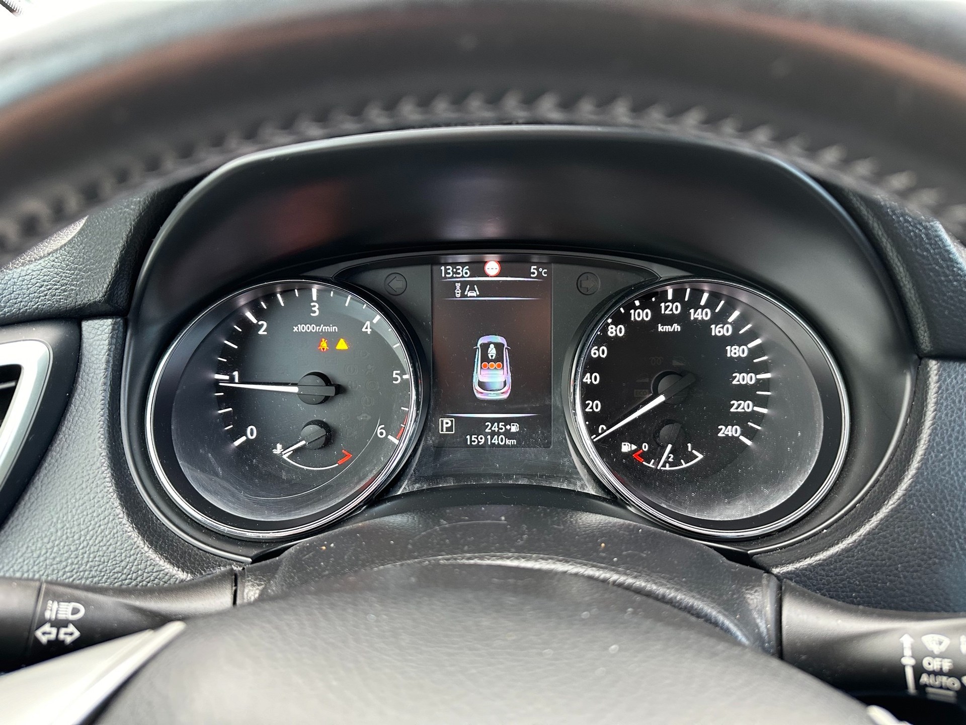NISSAN Qashqai 1.6 dCi tekna Xtronic CVT-image-13