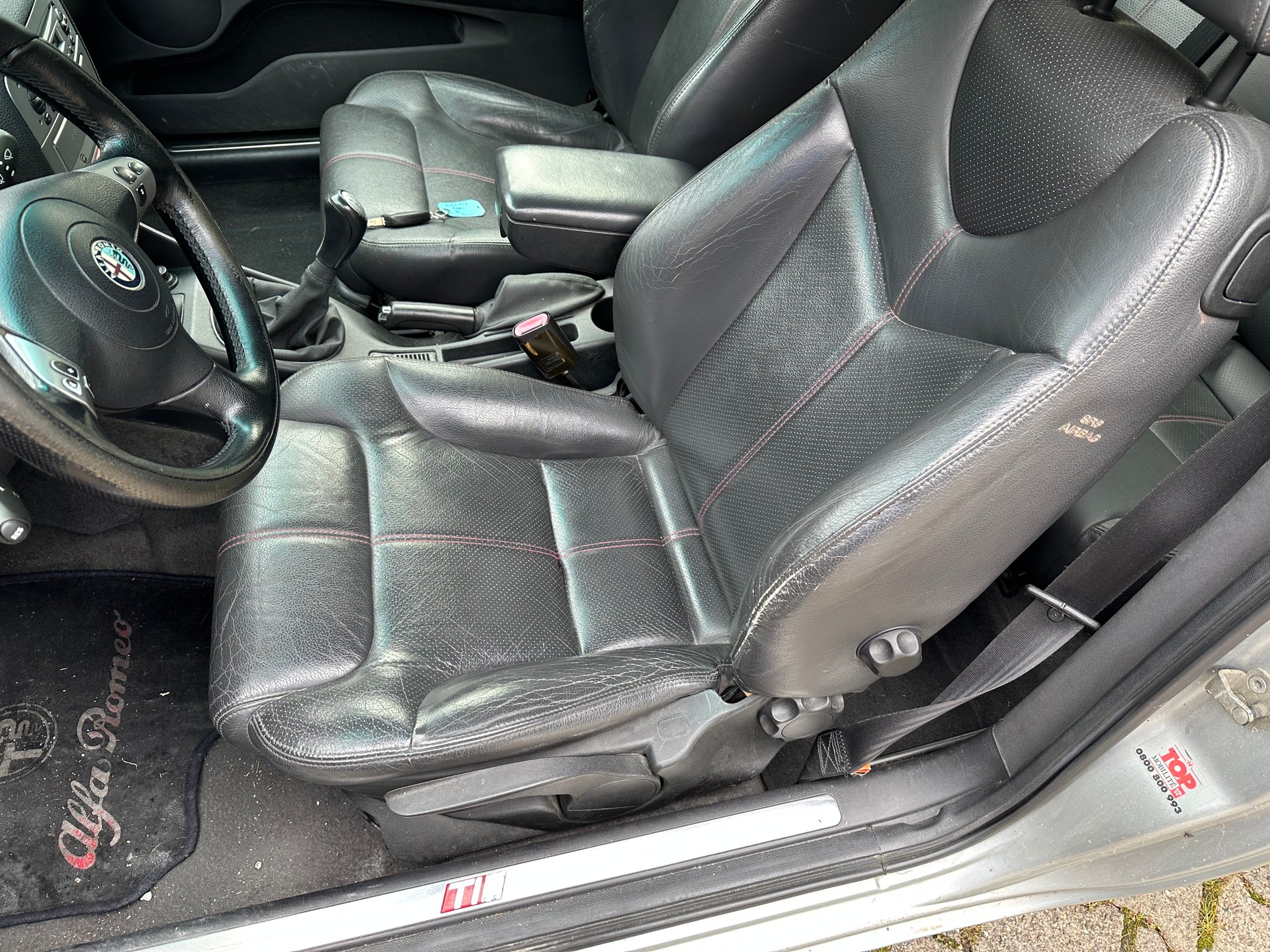 ALFA ROMEO 147 2.0 TS 16V Distinctive FIXPREIS-image-8