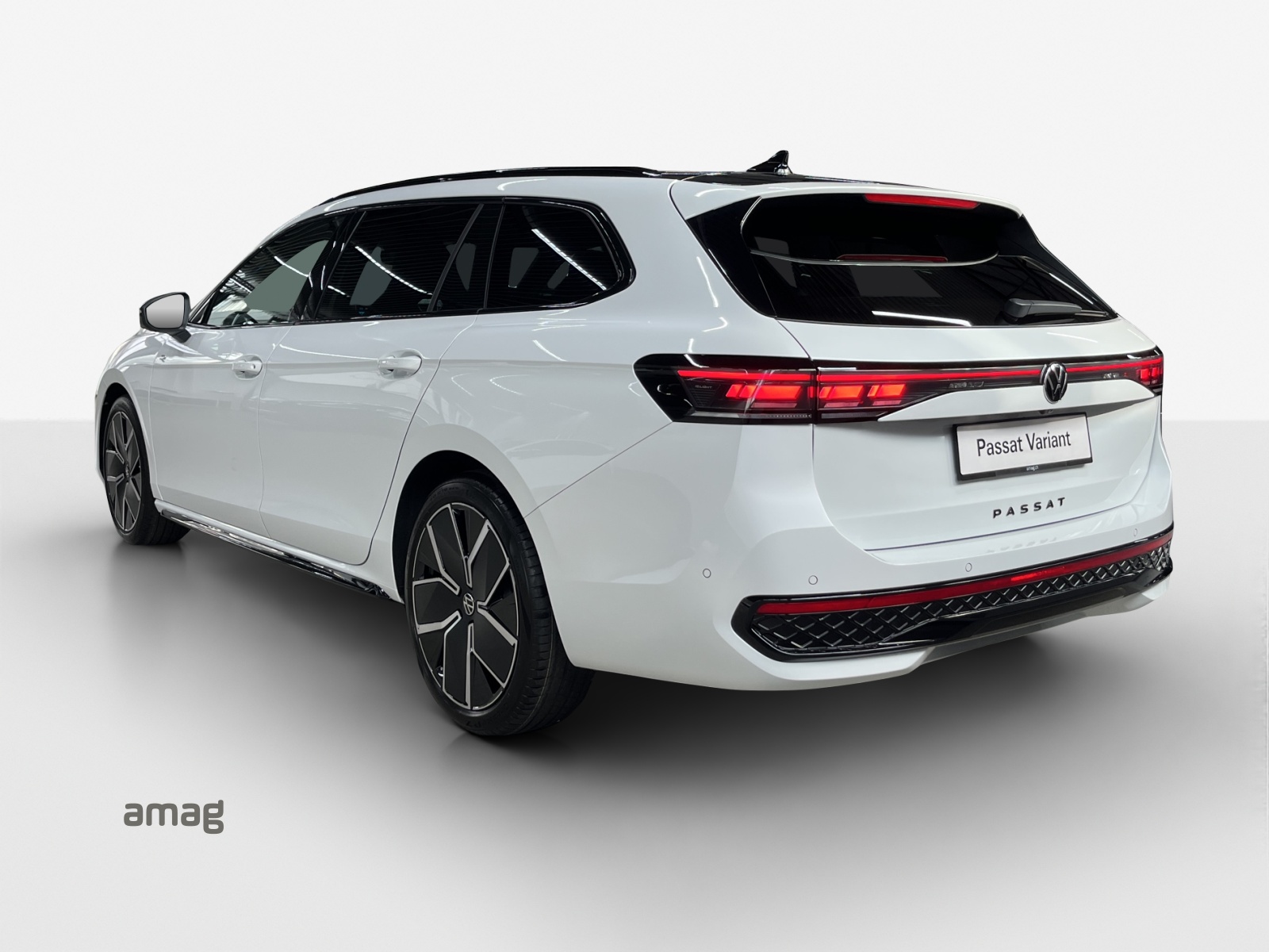VW Passat Variant 2.0 TSI evo4 R-Line 4 Motion DSG-showroom-element-2