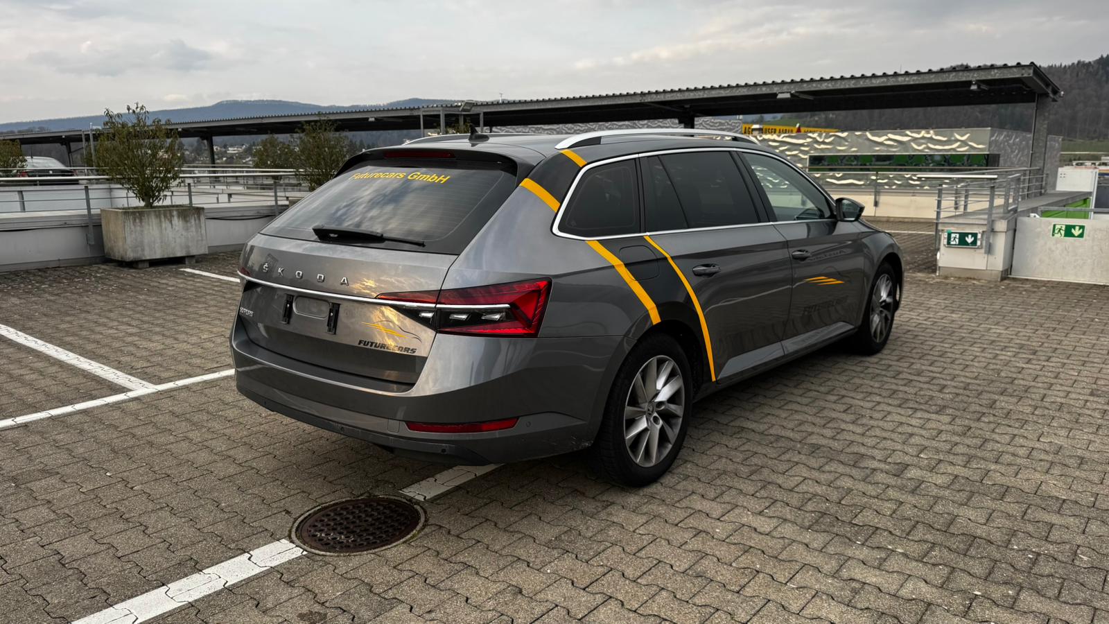 SKODA SUPERB-image-6