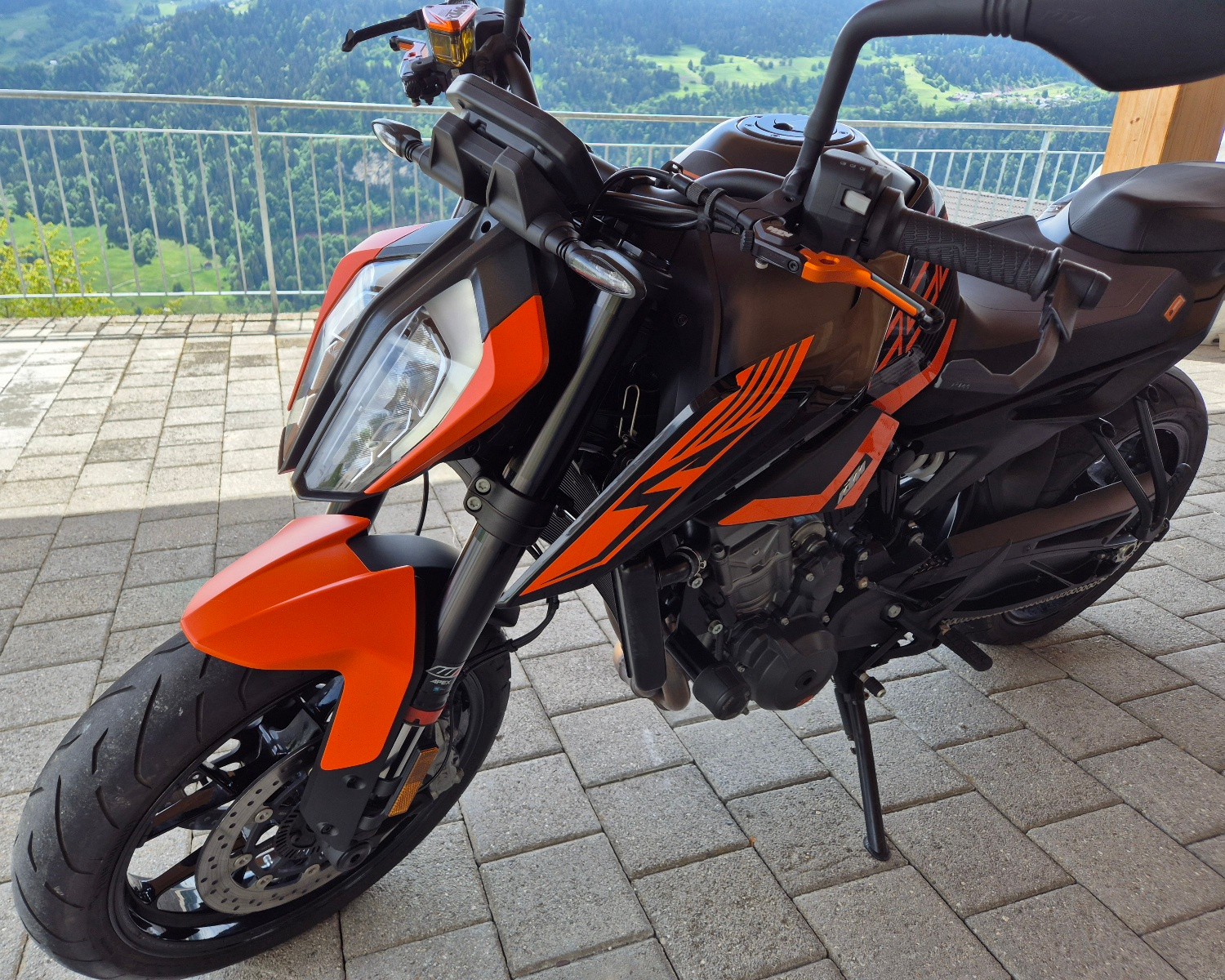 KTM 890 Duke L-image-0