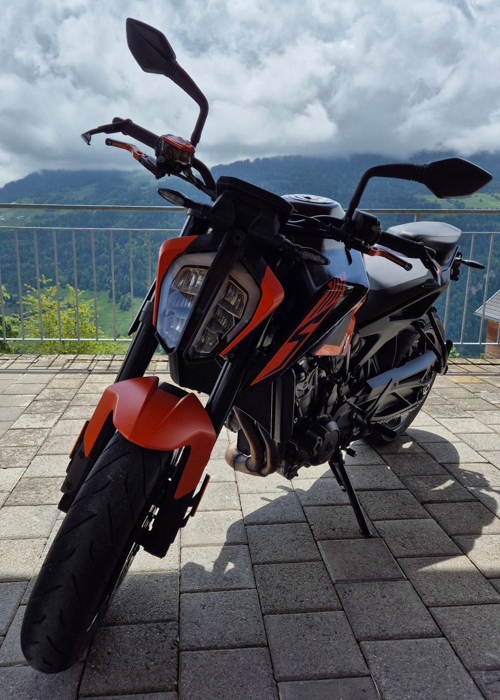 KTM 890 Duke L-image-1