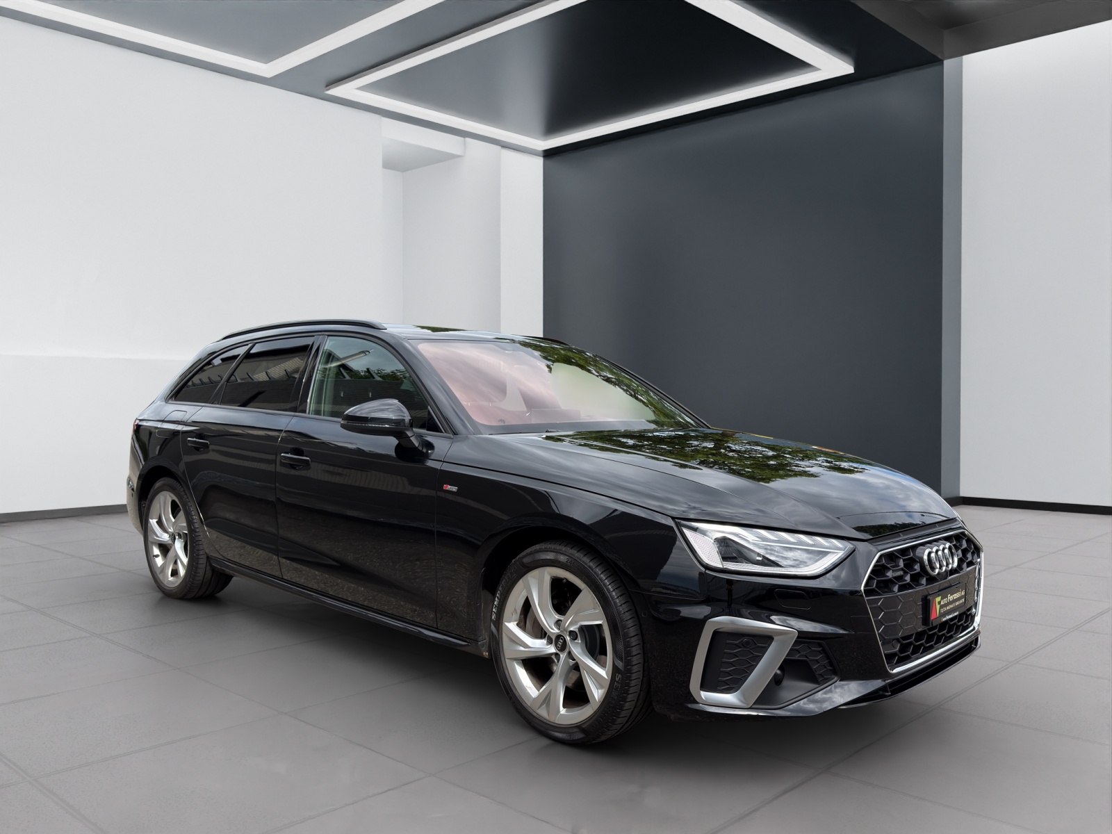 AUDI A4 Avant 45 TFSI S line S-tronic quattro-image-6