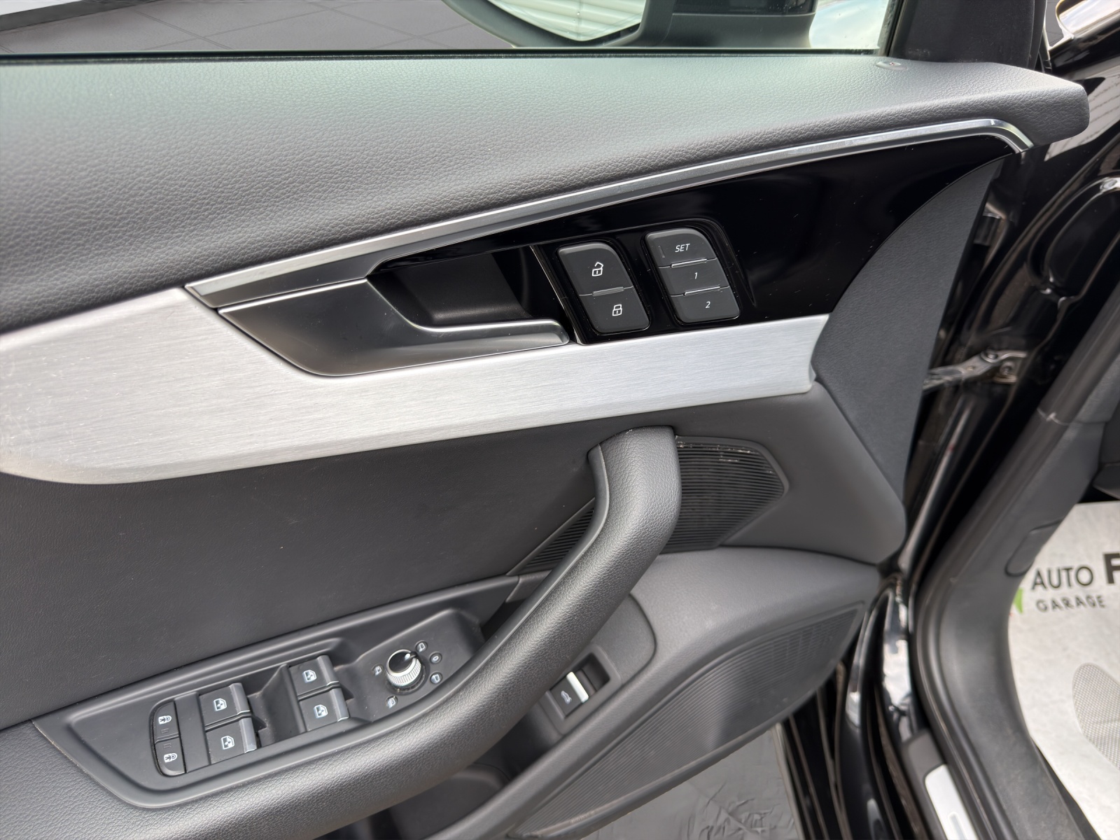 AUDI A4 Avant 45 TFSI S line S-tronic quattro-image-14