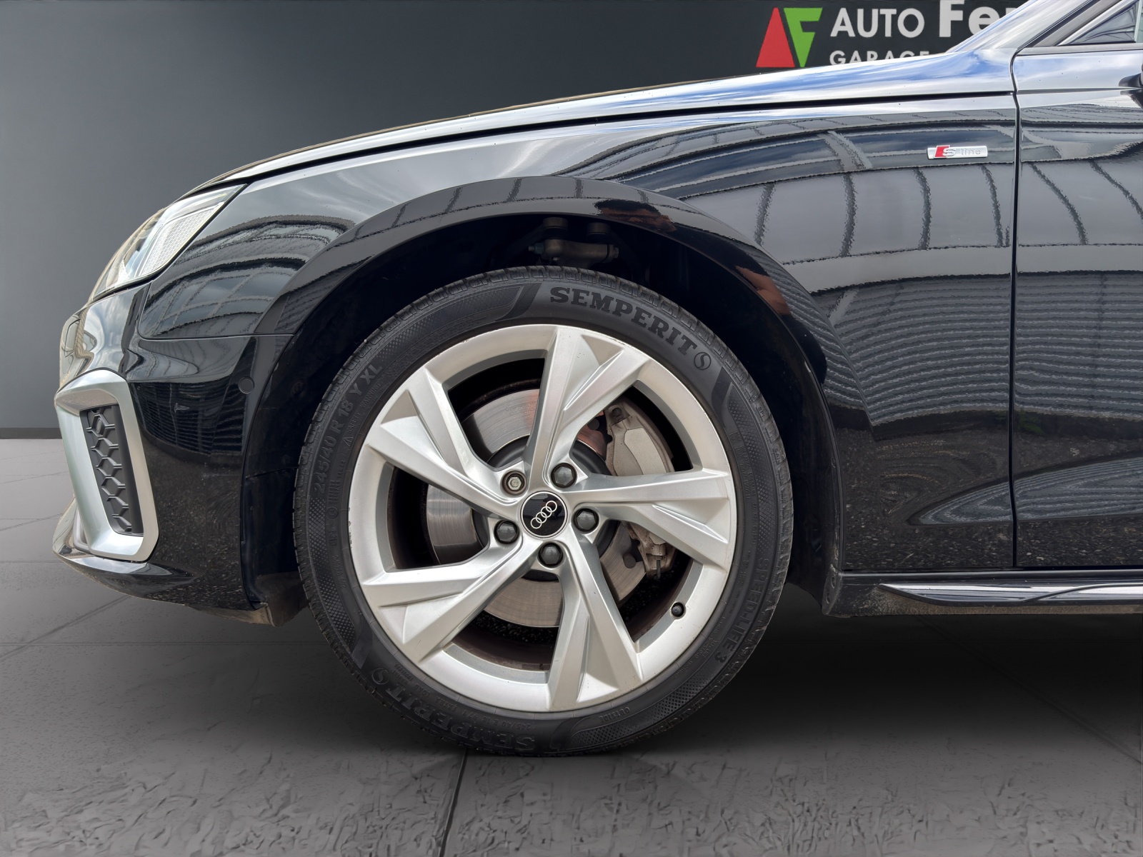 AUDI A4 Avant 45 TFSI S line S-tronic quattro-image-10