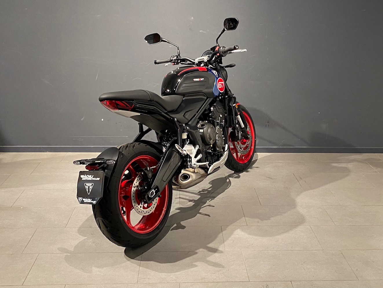 TRIUMPH Trident 660-image-5