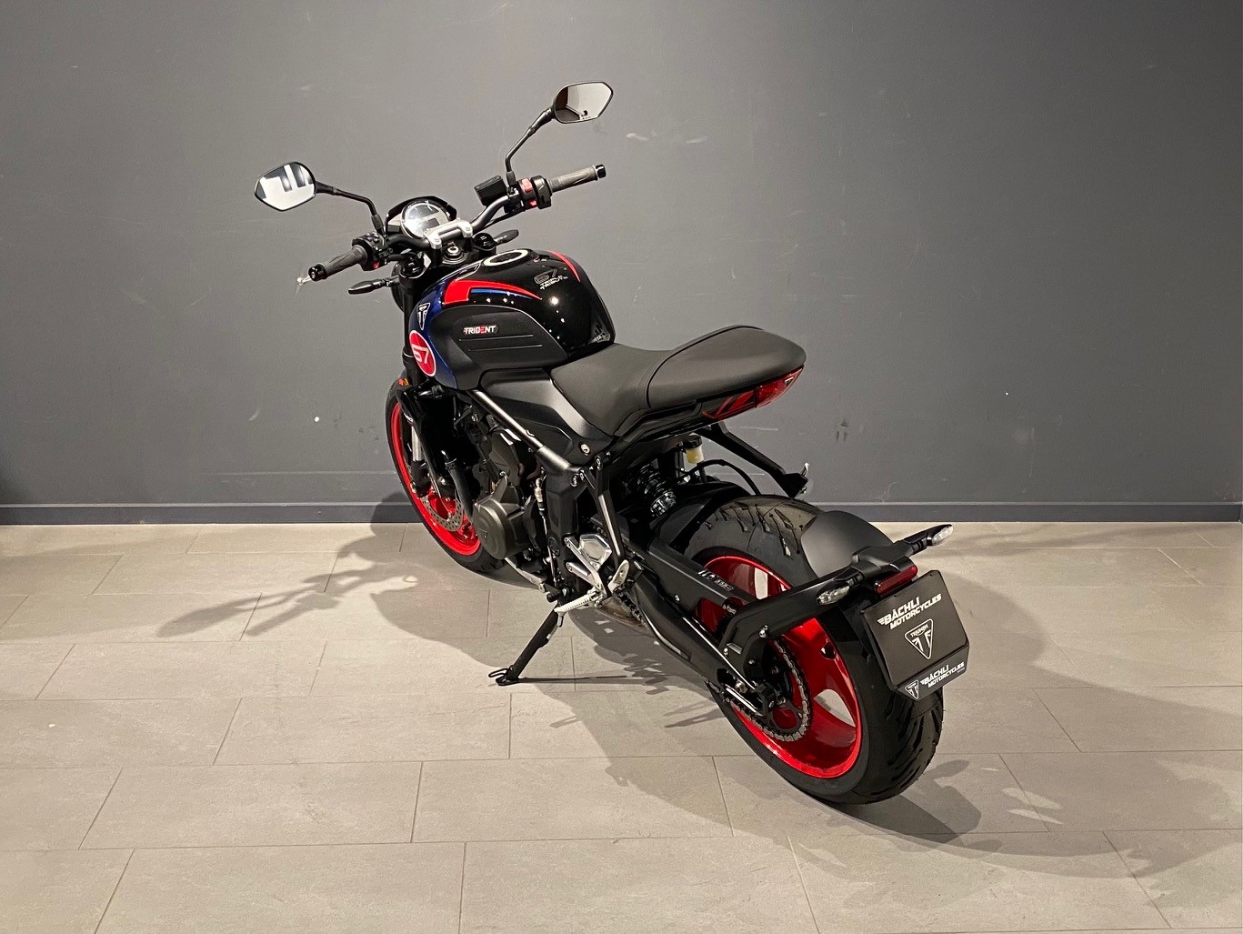 TRIUMPH Trident 660-image-4