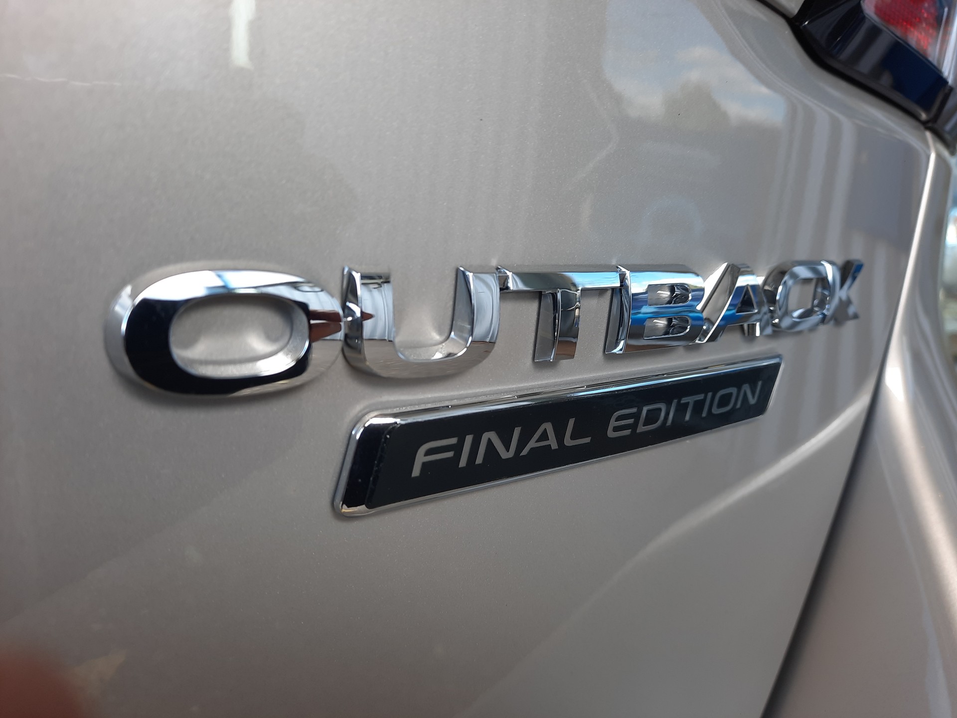 SUBARU Outback 2.5i Final Edition AWD Lineartronic-image-10