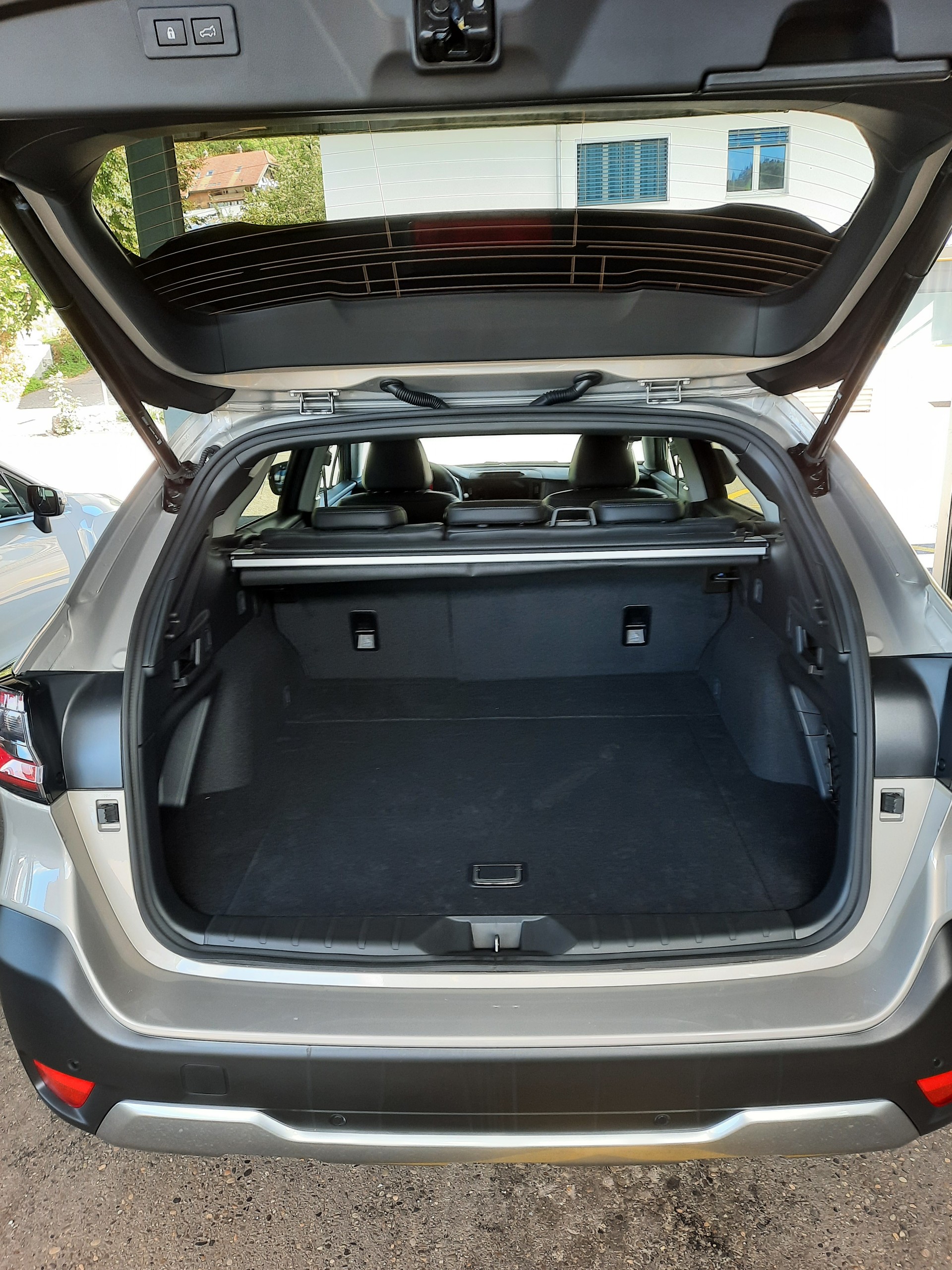 SUBARU Outback 2.5i Final Edition AWD Lineartronic-image-6