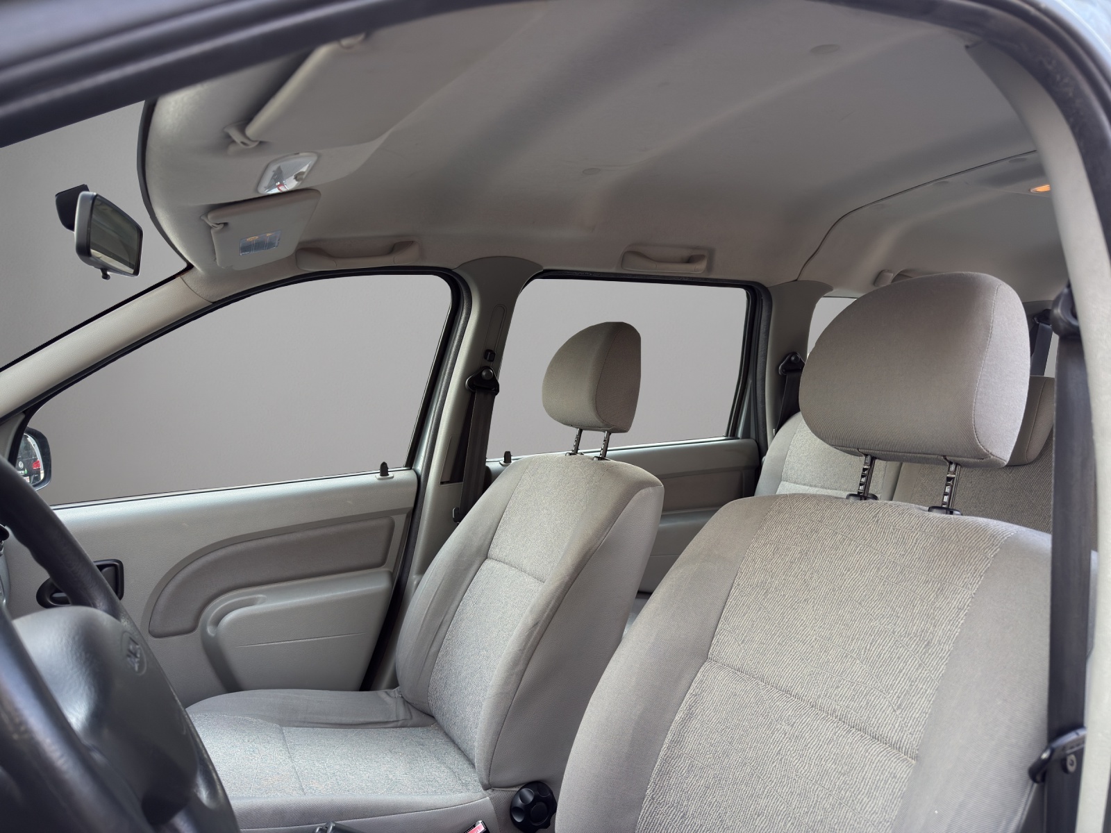 DACIA Logan 1.6 Ambiance-image-19