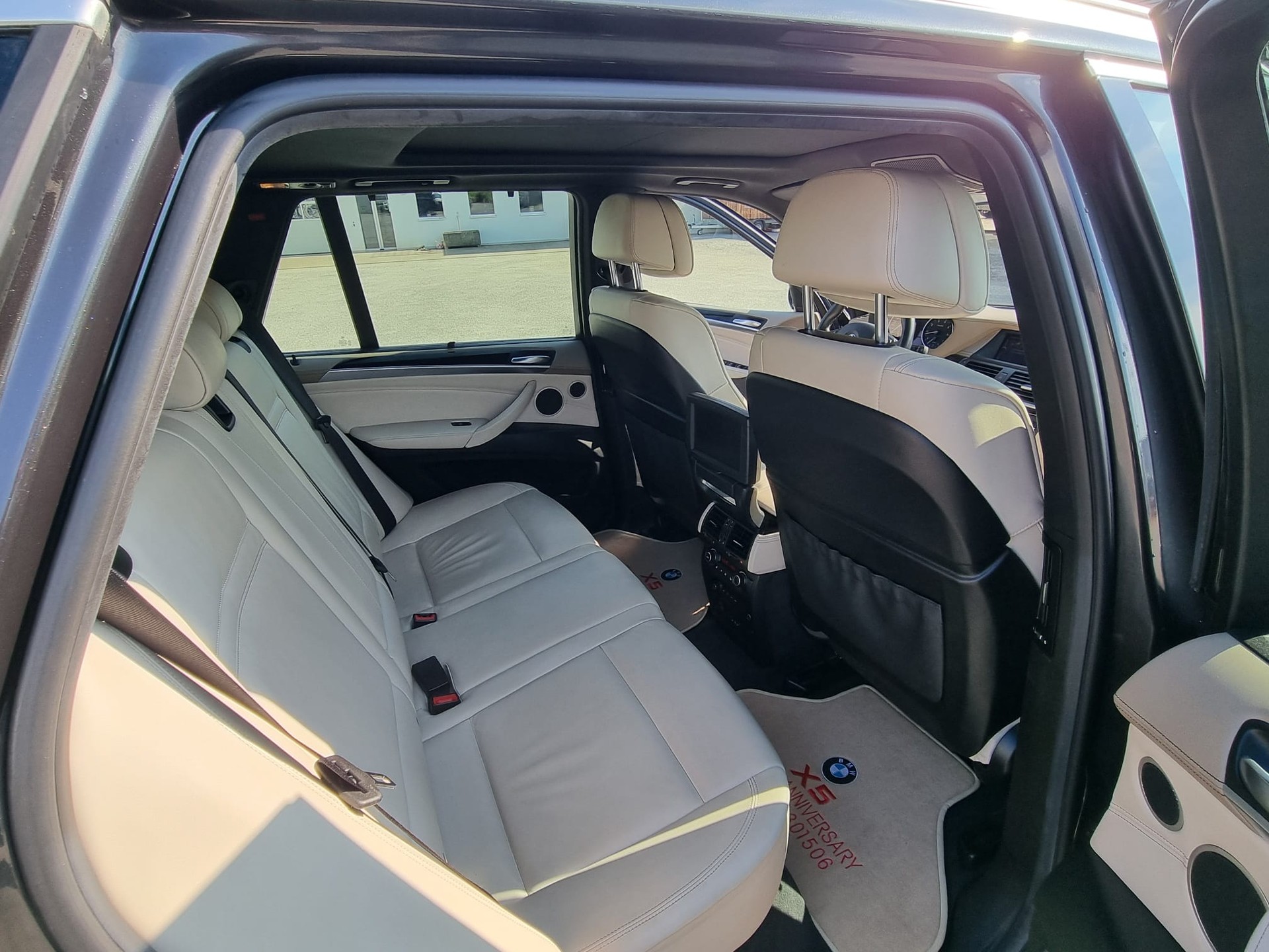BMW X5 xDrive 48i (4.8i) Steptronic-image-8
