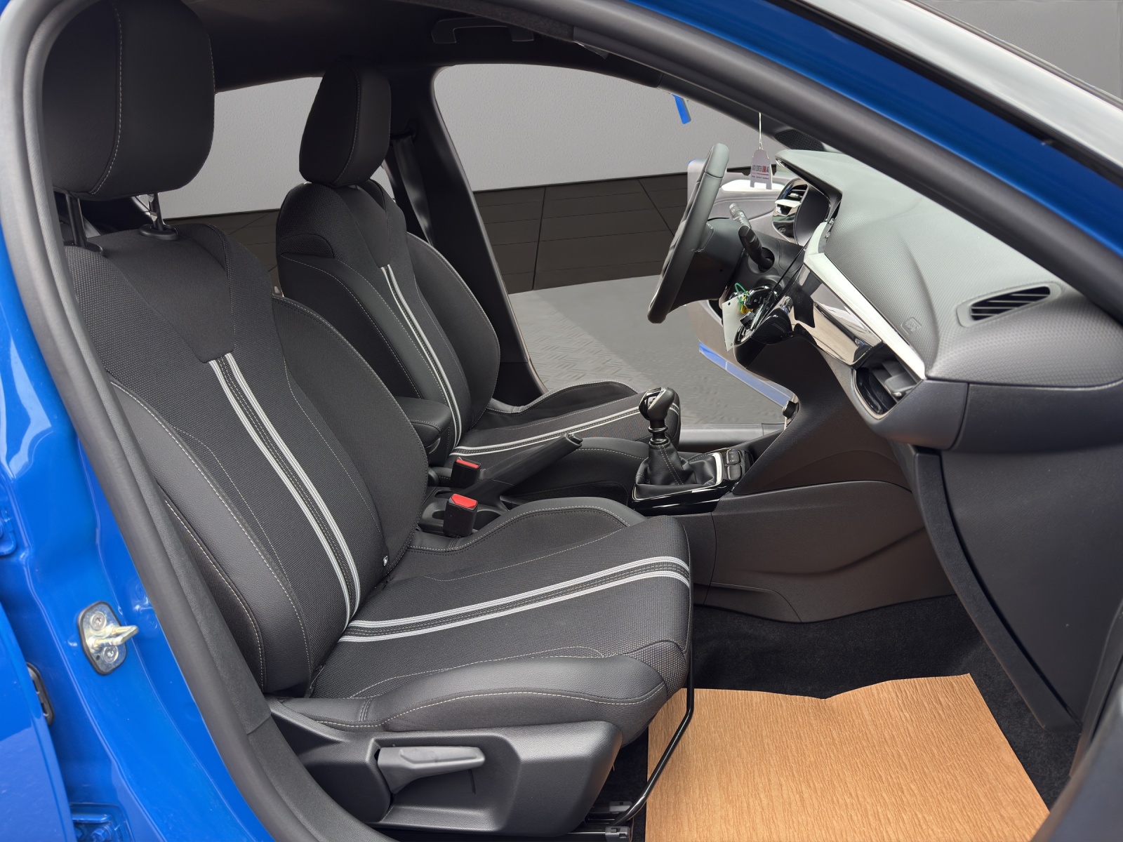 OPEL Corsa 1.2 TP GS-image-16