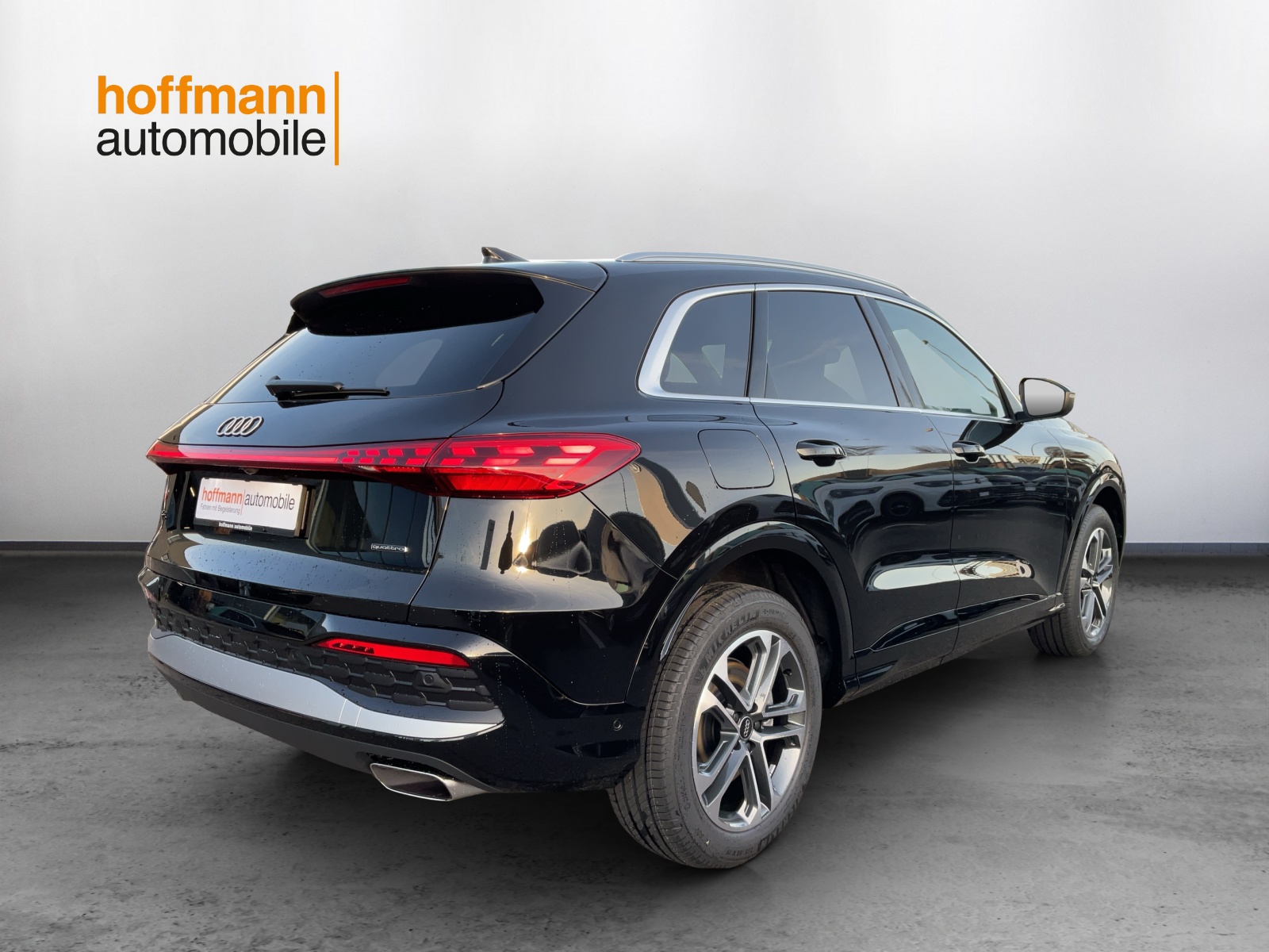 AUDI Q5 TFSI quatto 150 kW S-tronic-showroom-element-3