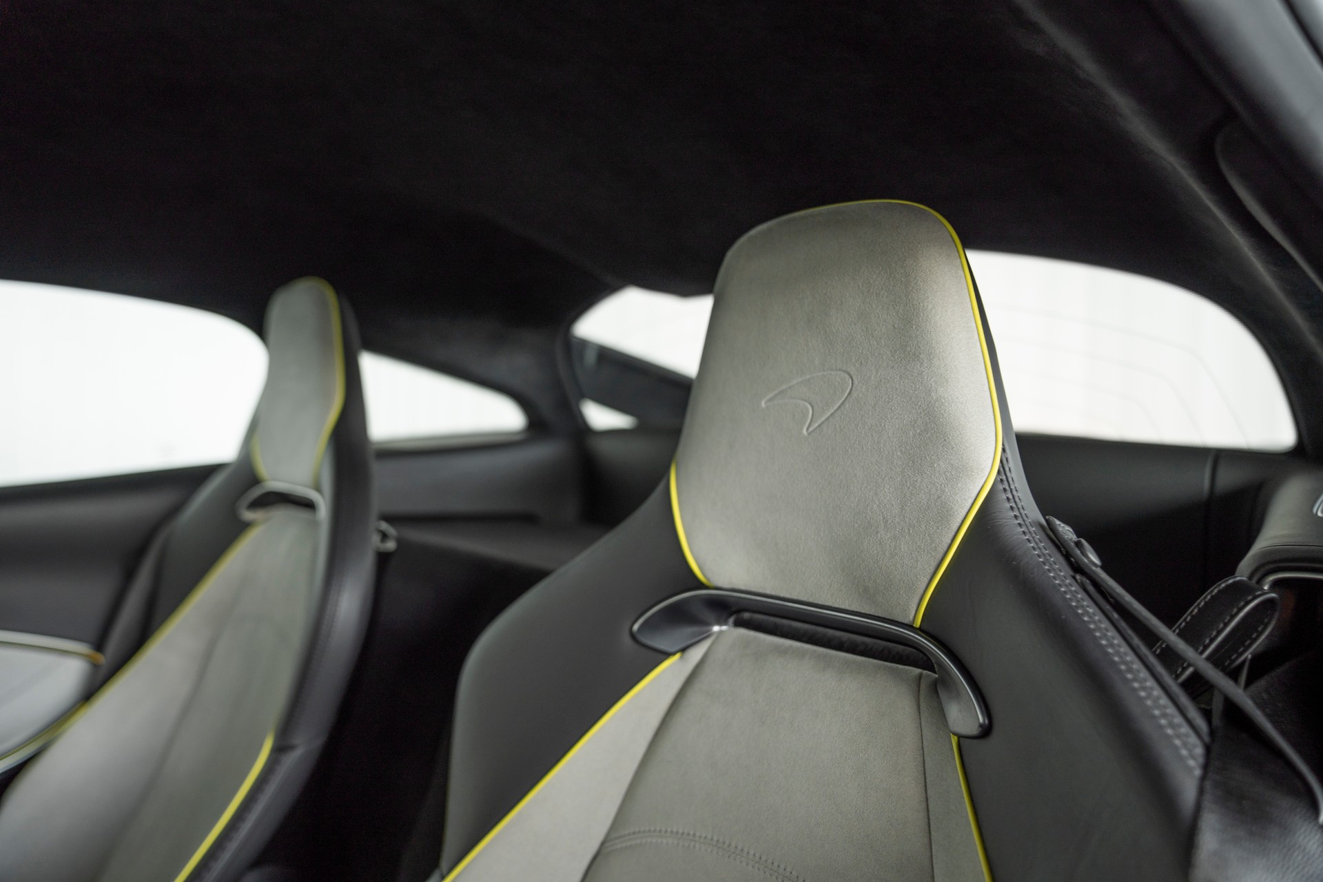 McLAREN ARTURA 3.0 V6-image-14