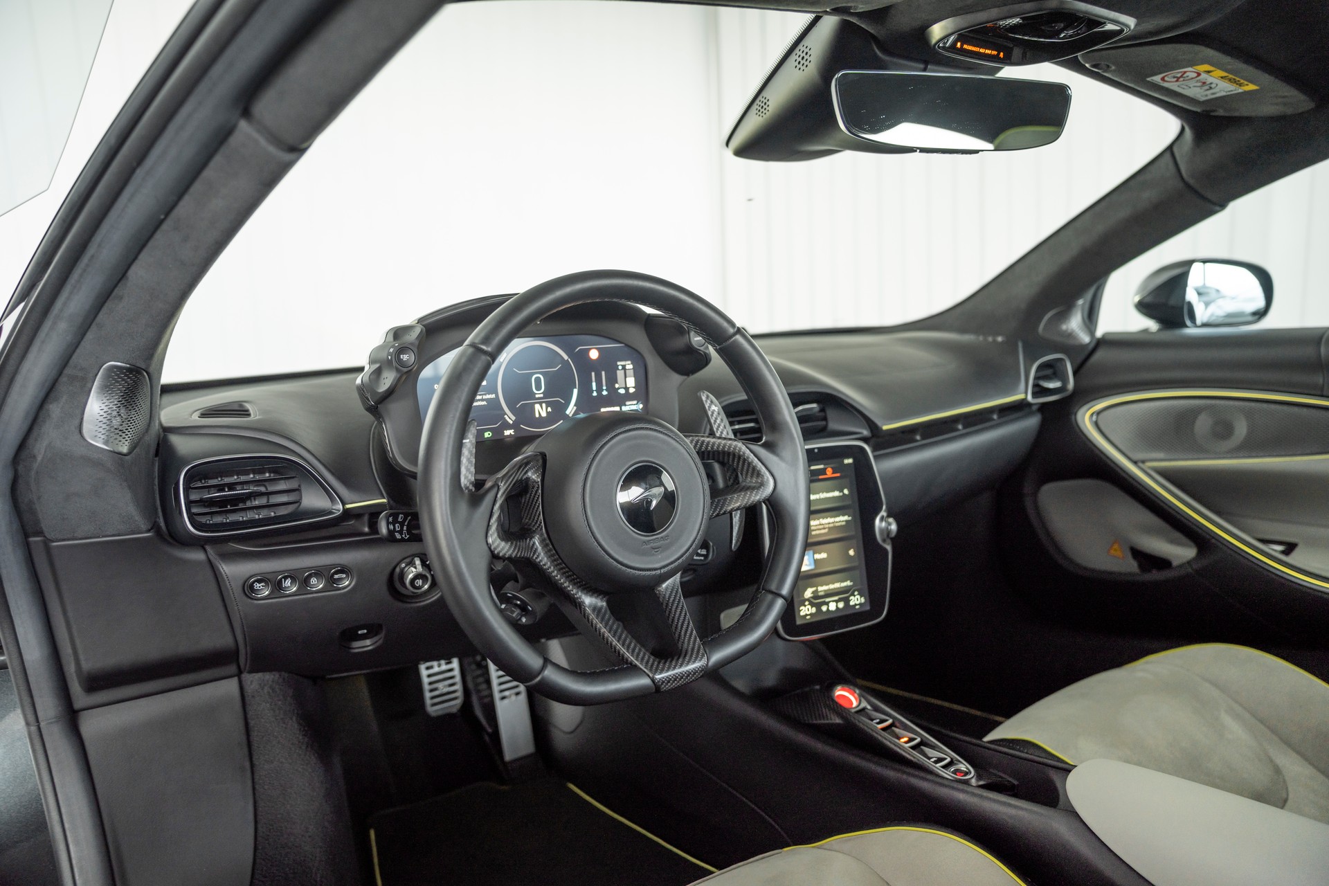 McLAREN ARTURA 3.0 V6-image-8