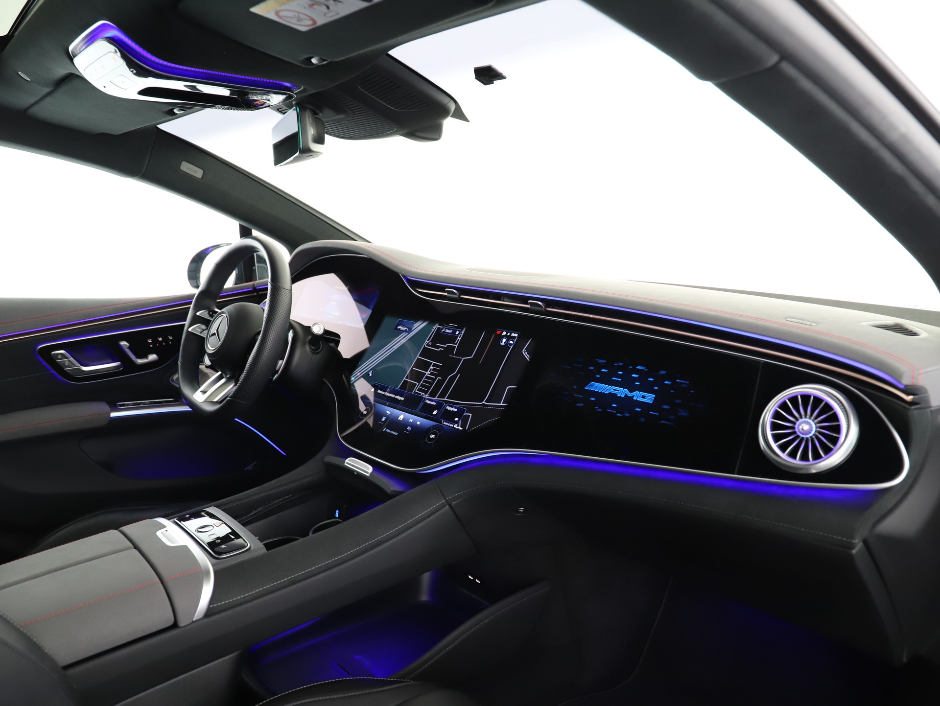 MERCEDES-BENZ EQS 53 4Matic+-image-11