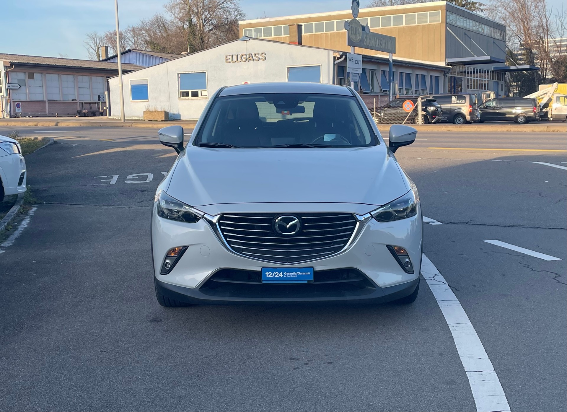 MAZDA CX-3 SKYACTIV-G 120 Revolution FWD-showroom-element-1