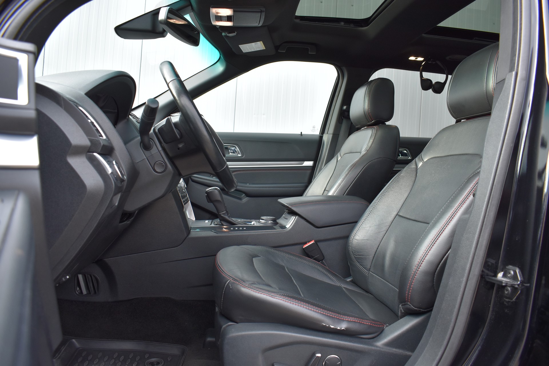 FORD Explorer 3.5L V6 EcoBoost 4WD-image-7