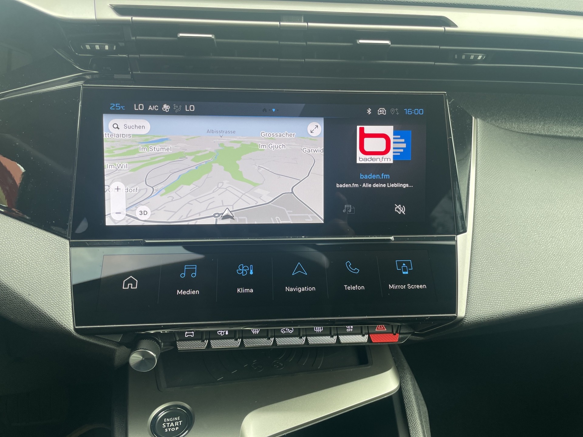 PEUGEOT 308 SW 1.2 Hybrid Allure-image-8