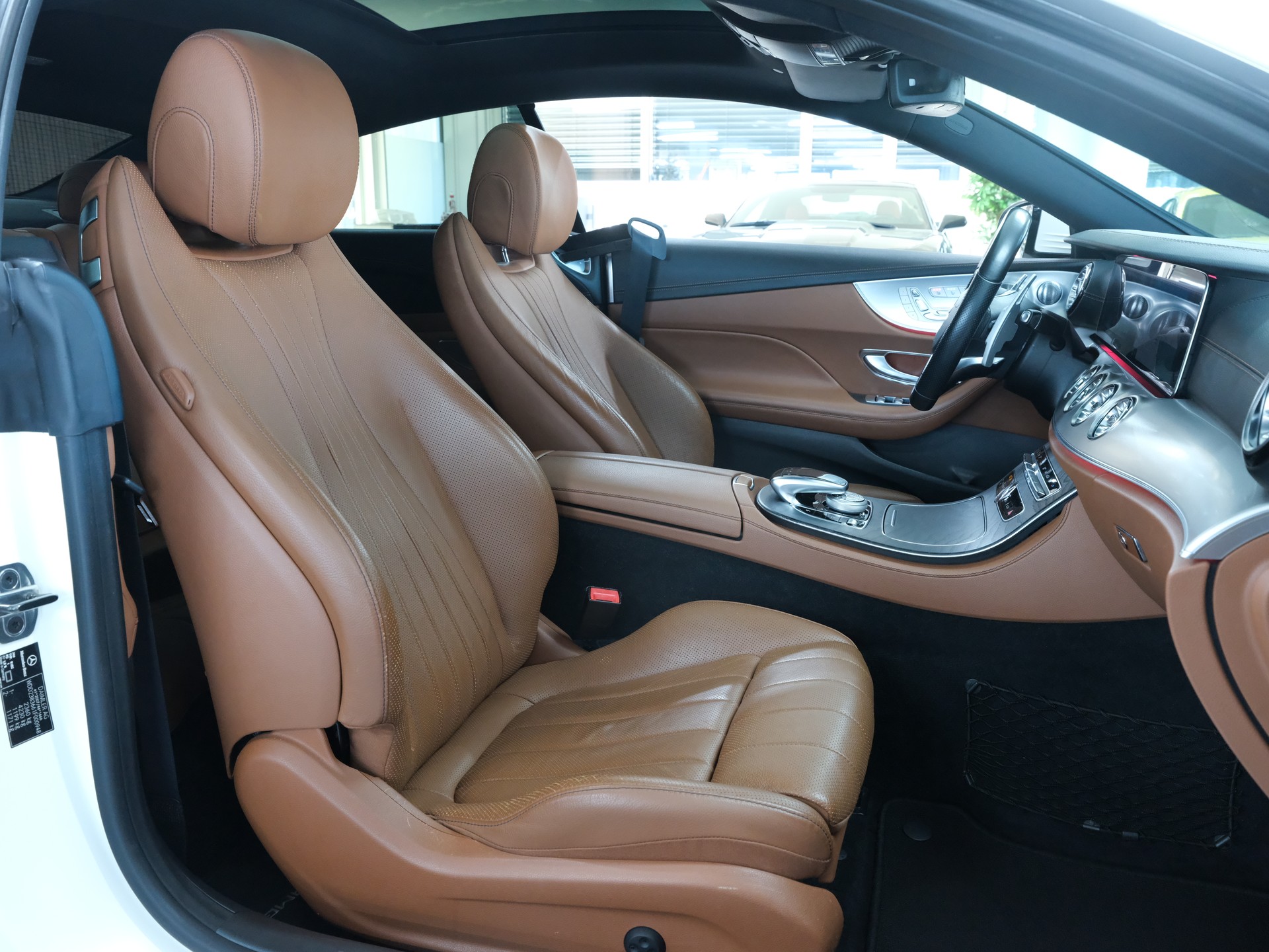 MERCEDES-BENZ E 400 Coupé AMG Line 4 Matic 9G-Tronic-image-15