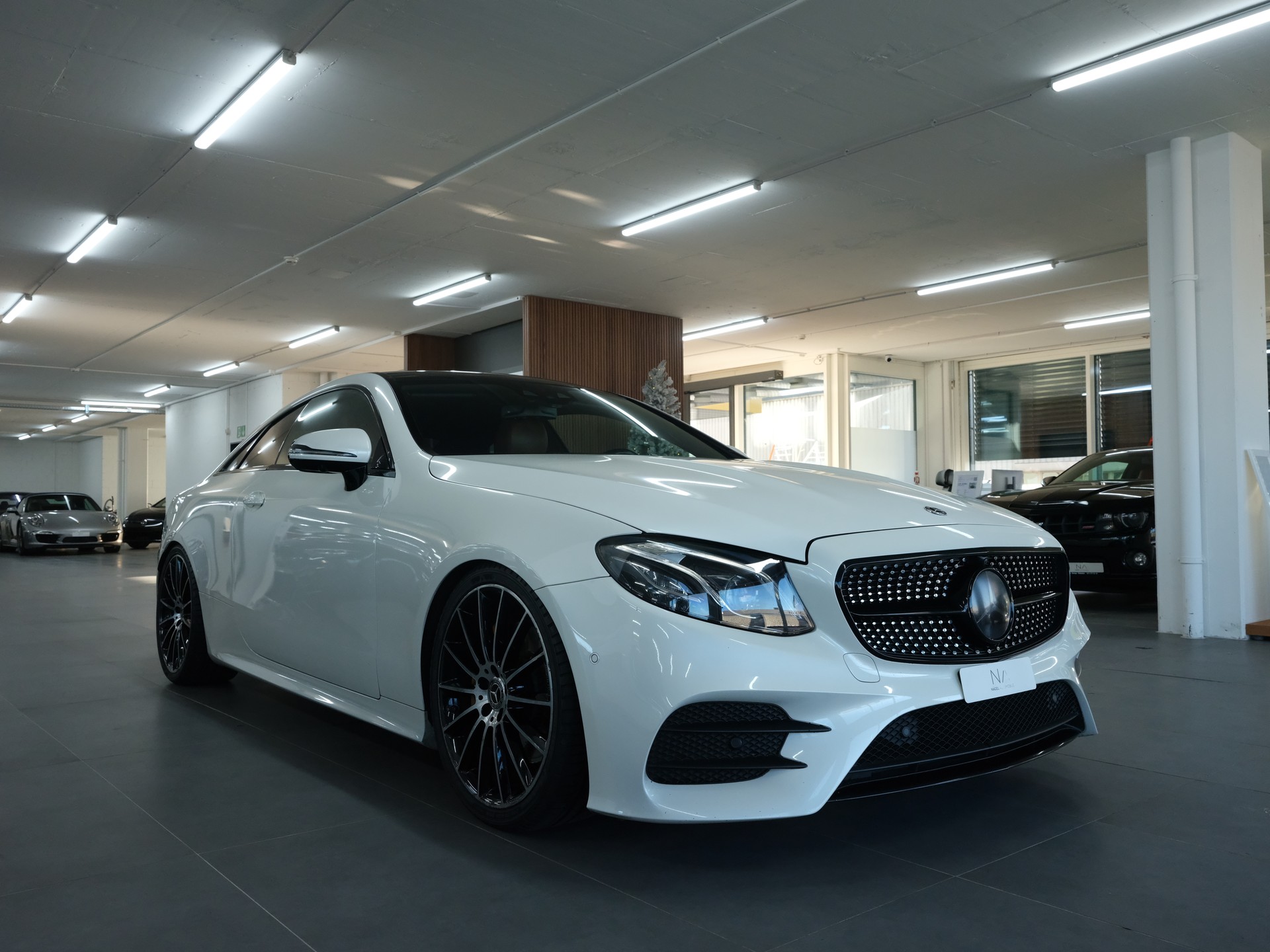 MERCEDES-BENZ E 400 Coupé AMG Line 4 Matic 9G-Tronic-showroom-element-1