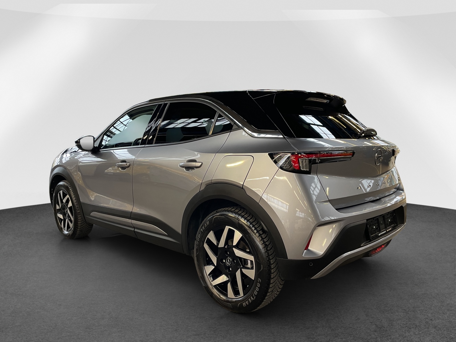 OPEL Mokka-e Elegance-showroom-element-3