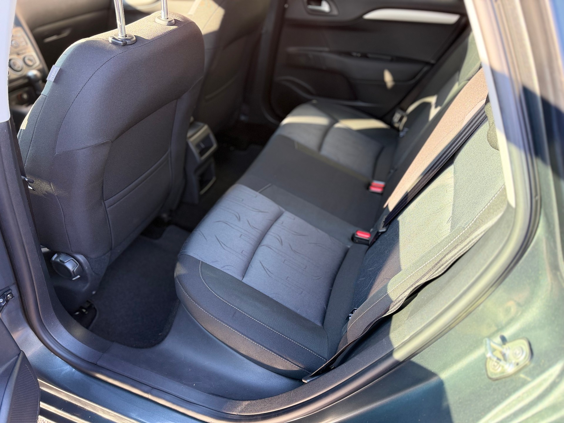 CITROEN C4 Berline 1.6 VTi Séduction-image-7
