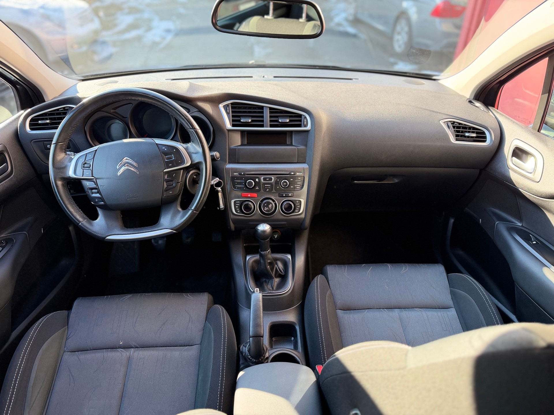 CITROEN C4 Berline 1.6 VTi Séduction-image-6