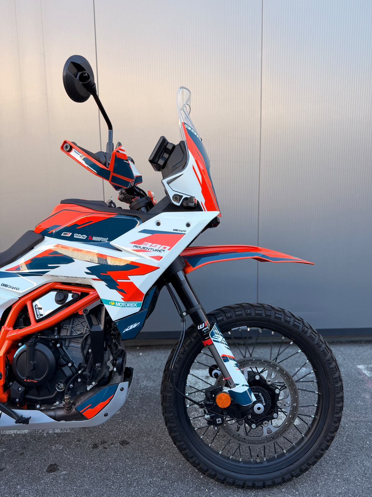 KTM 390 Adventure R-showroom-element-2