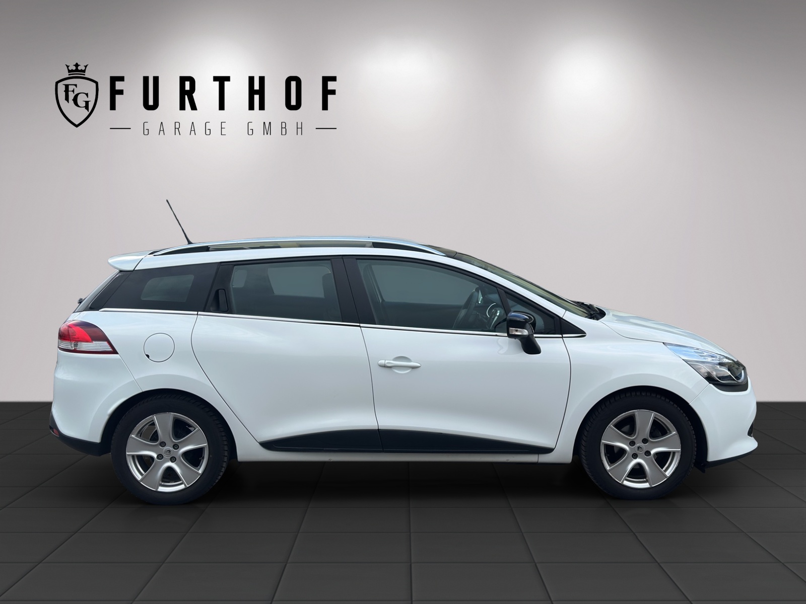 RENAULT Clio Grandtour 1.5 dCi Expression EDC-showroom-element-3