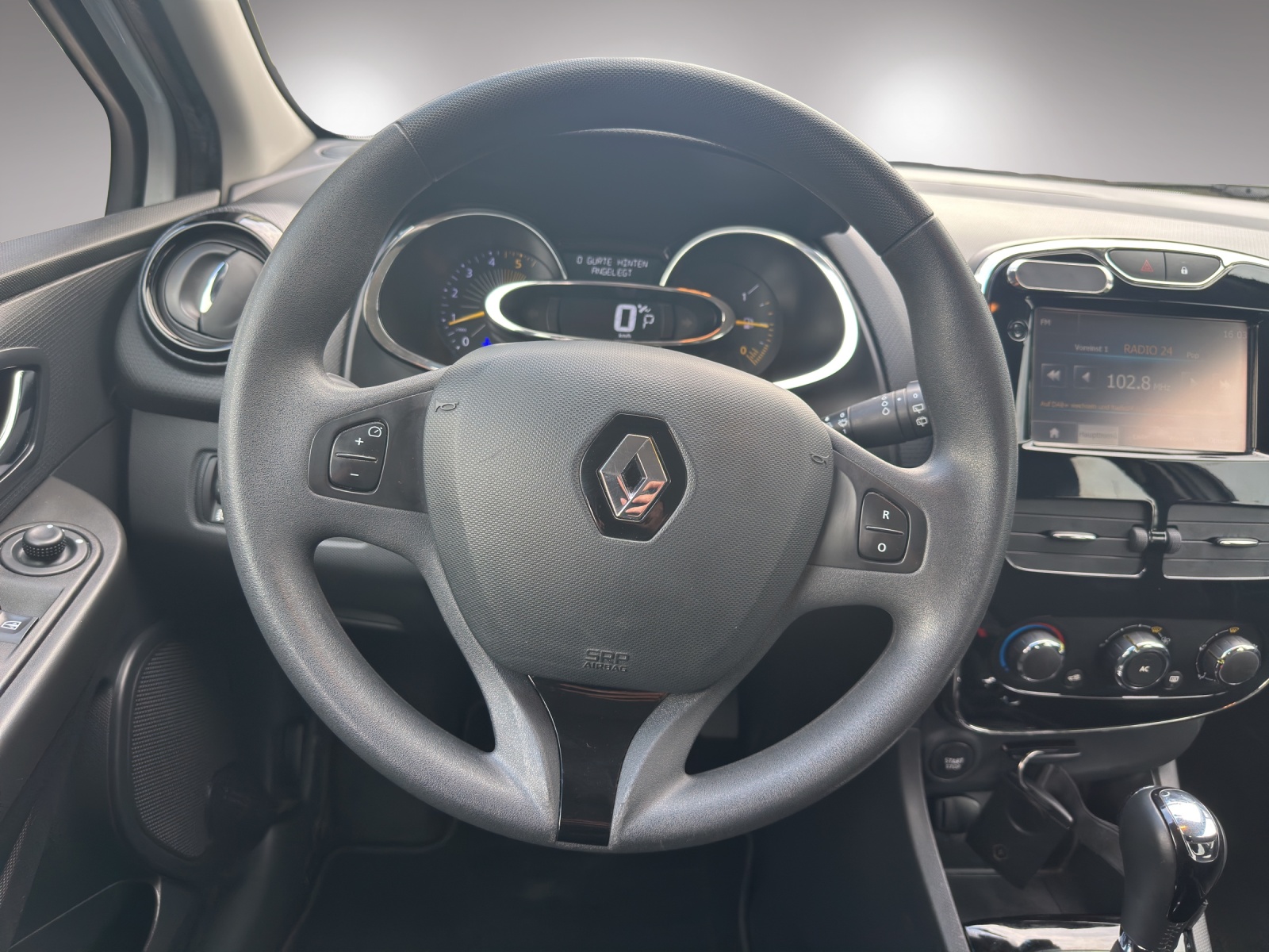 RENAULT Clio Grandtour 1.5 dCi Expression EDC-image-12