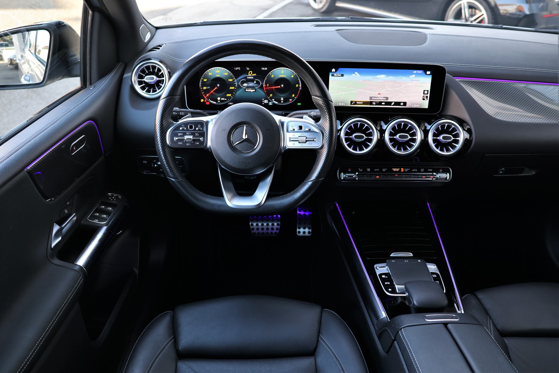 MERCEDES-BENZ B 220 d AMG Line 8G-DCT (CH)-image-12