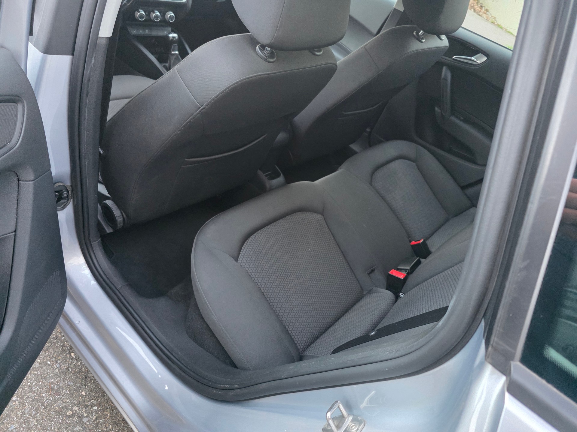 AUDI A1 Sportback 1.4 TDI-image-8