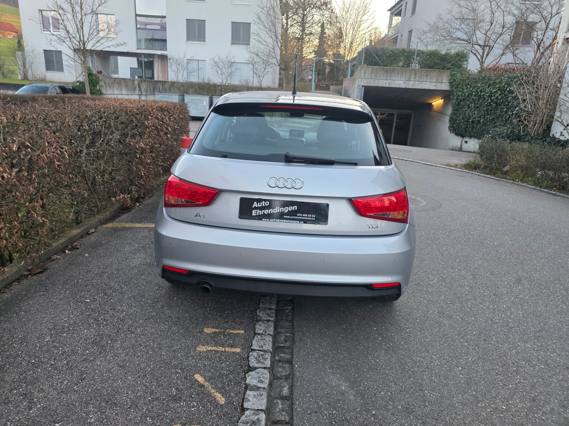 AUDI A1 Sportback 1.4 TDI-image-5