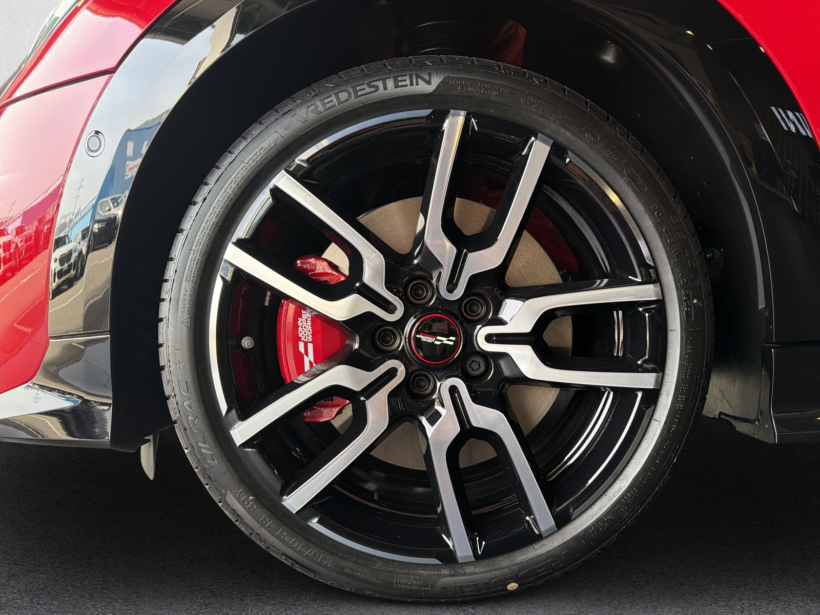 MINI Cooper John Cooper Works Cabriolet DKG-image-7