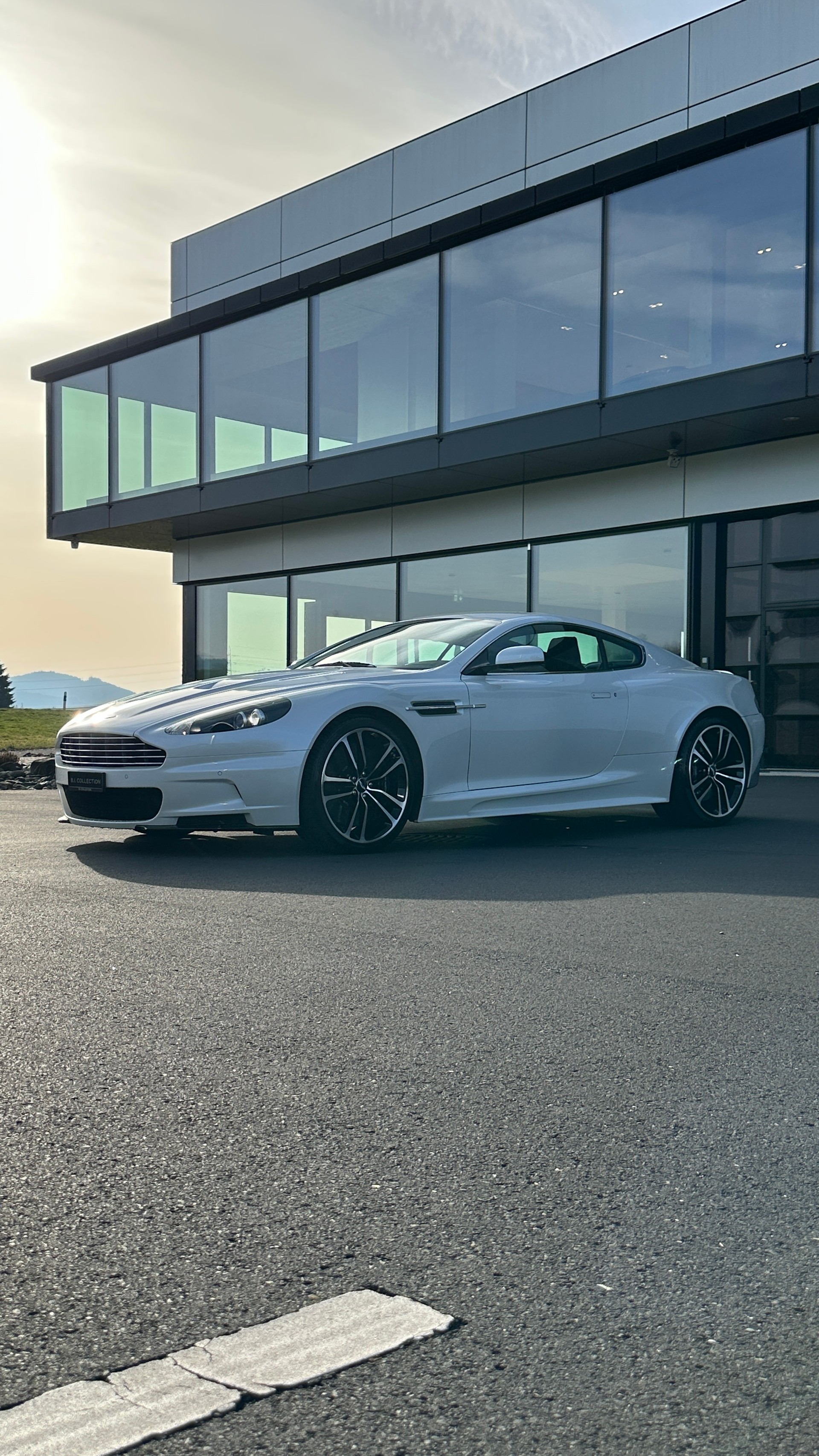 ASTON MARTIN DBS Coupé Touchtronic 2-image-8