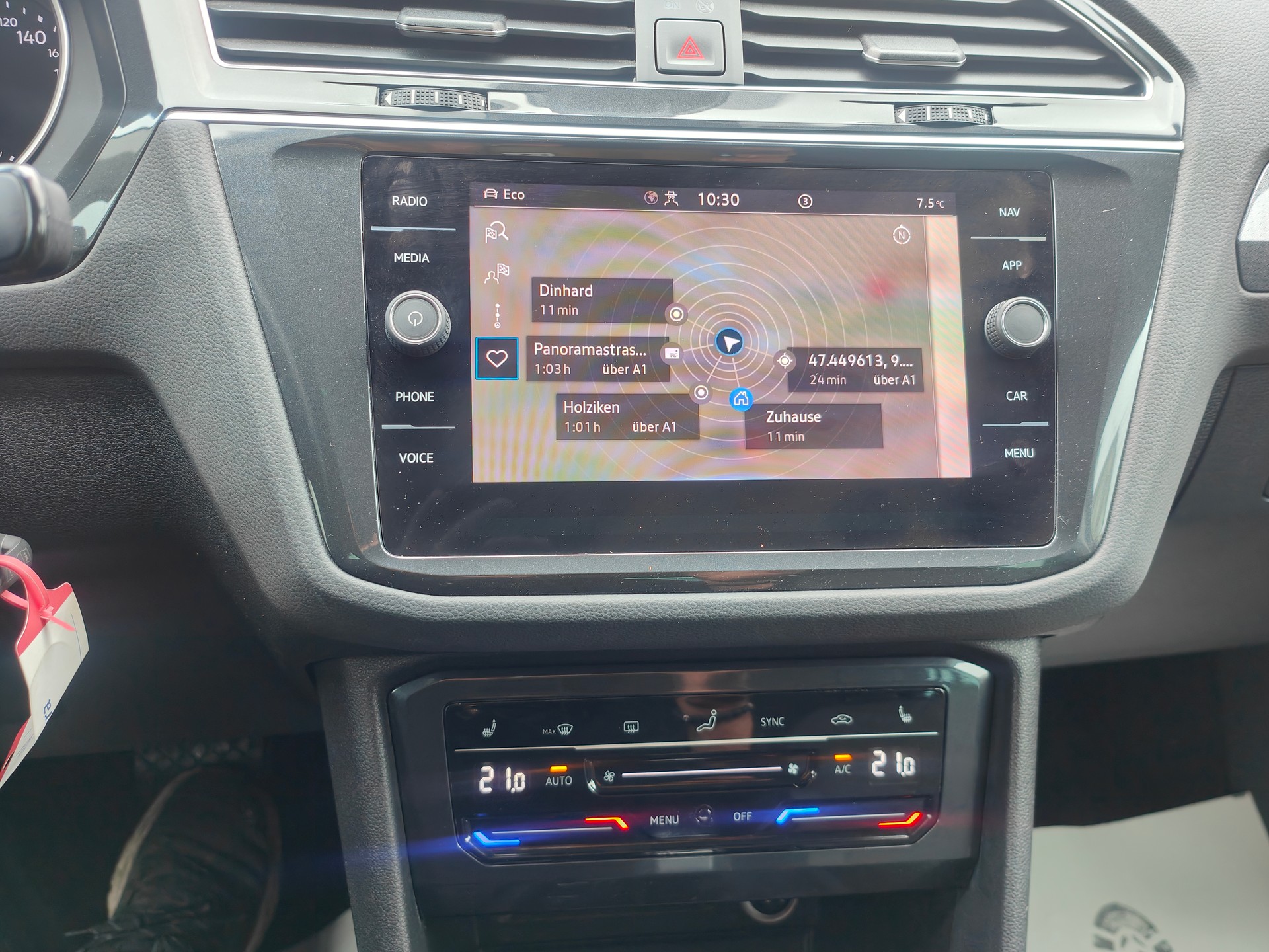 VW Tiguan 2.0 TDI SCR Comfortline 4Motion DSG-image-16