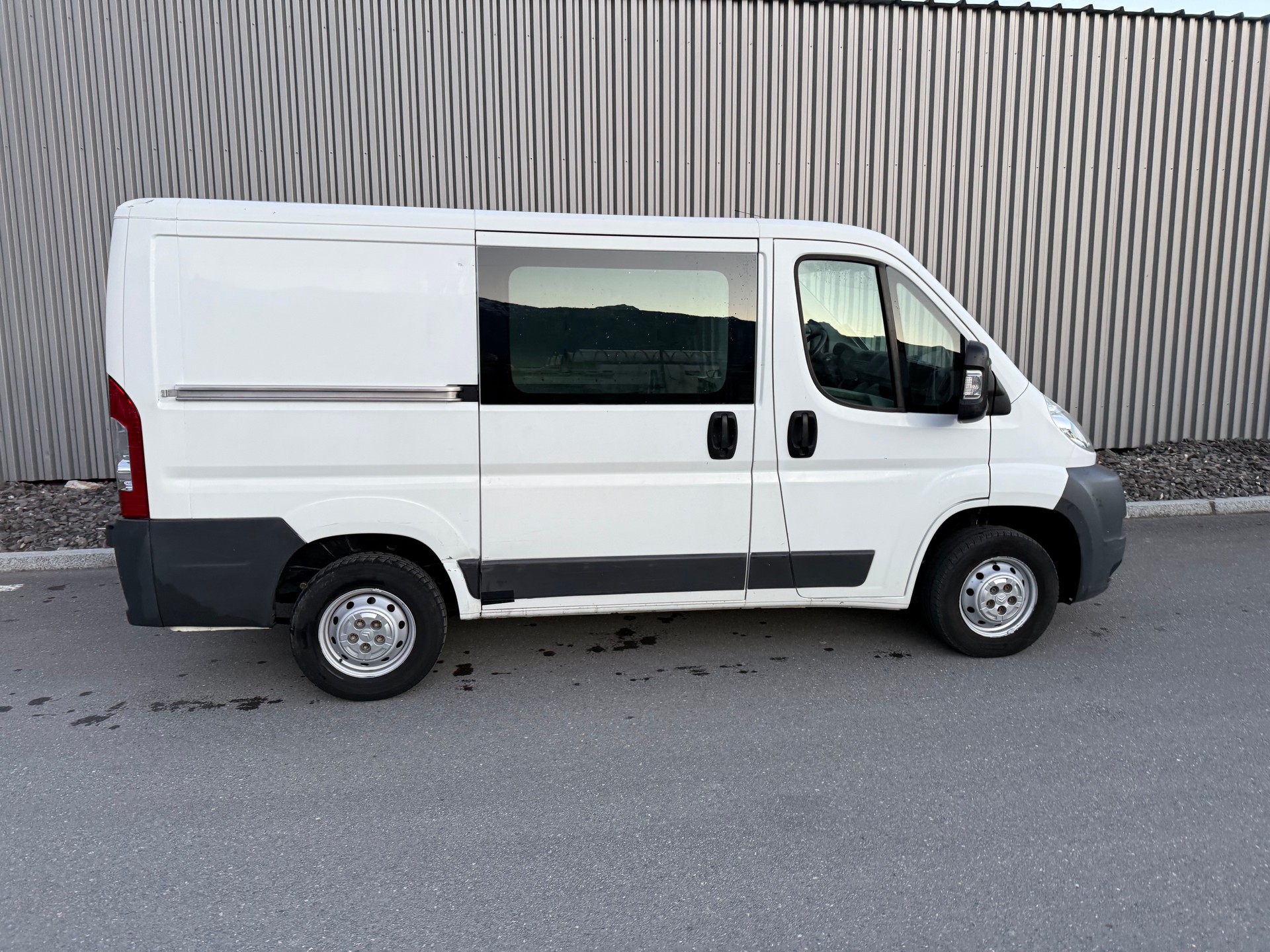 CITROEN Jumper 2.2 HDi 30 L1H1 3. PLACES CHARGE 1080 kg-image-6