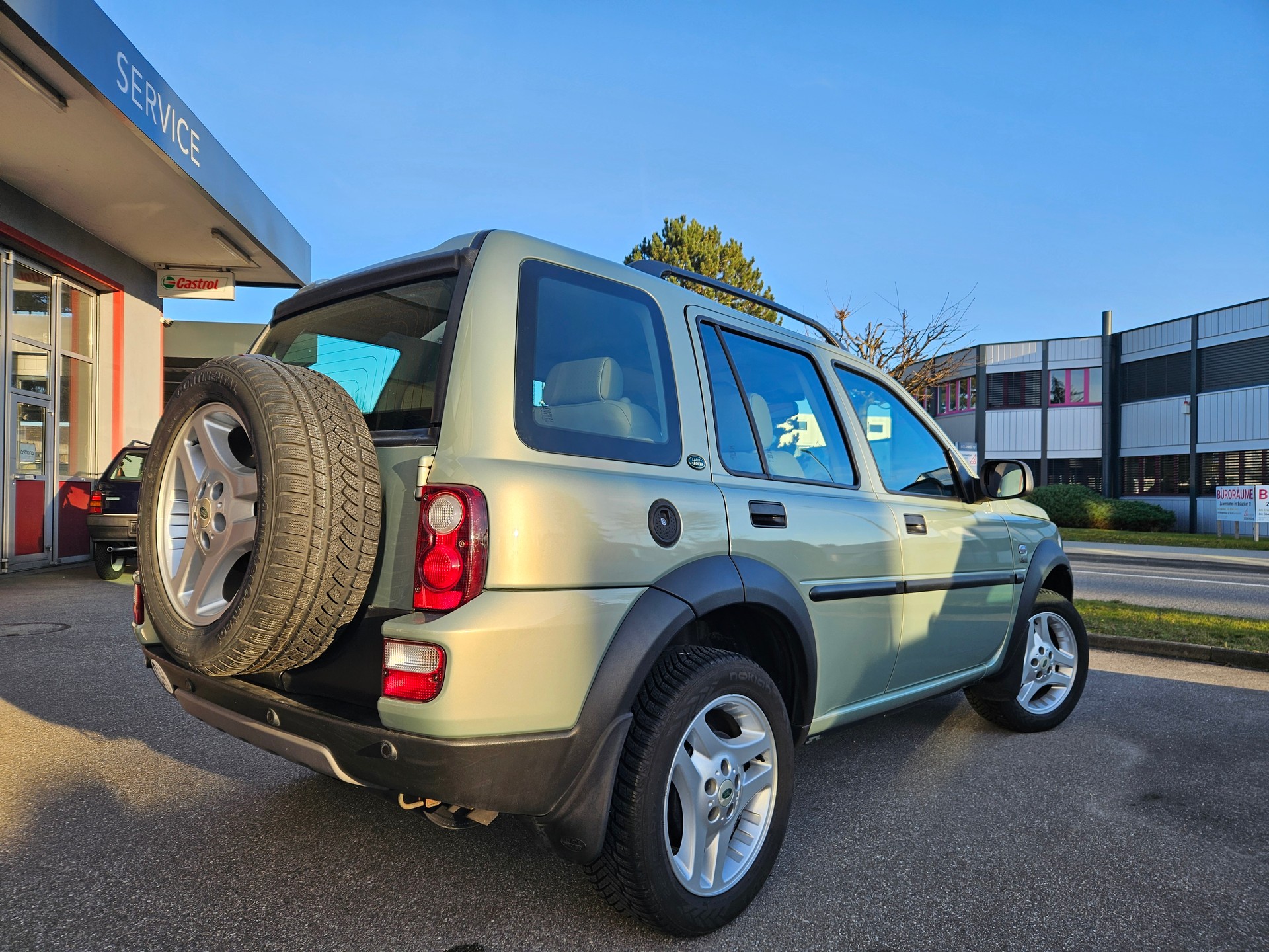 LAND ROVER Freelander 2.5 V6 HSE Wagon-image-3